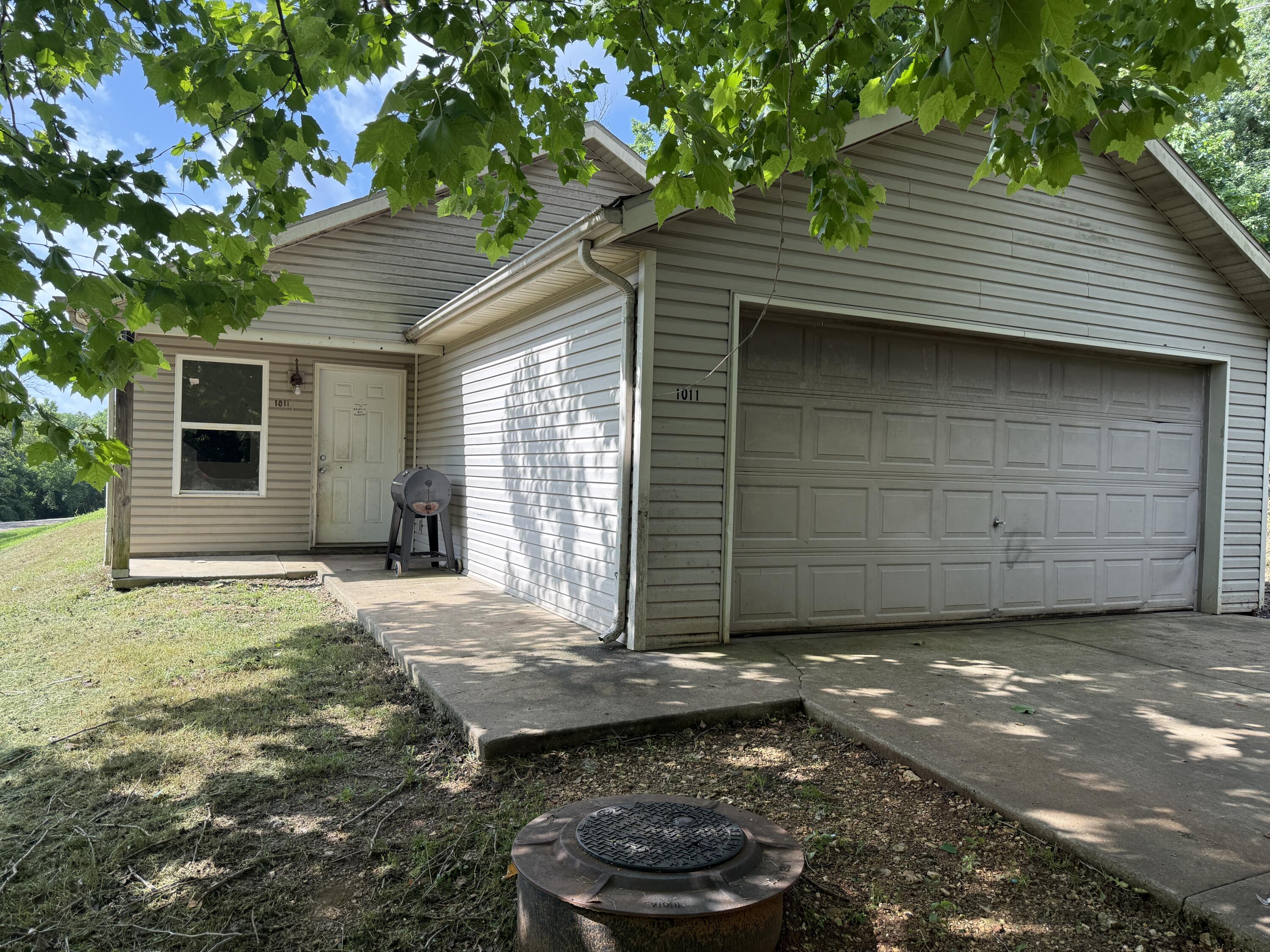 1011 Valley Road Merriam Woods, MO 65740