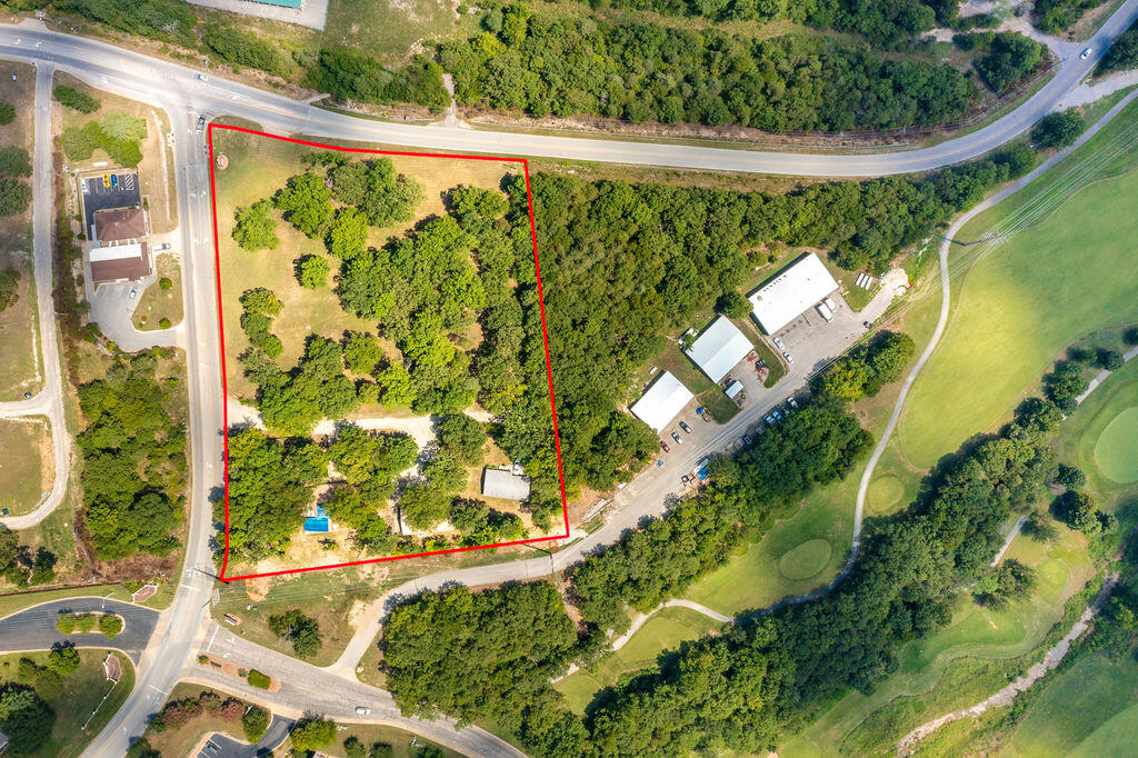 381 S Wildwood Drive Branson, MO 65616