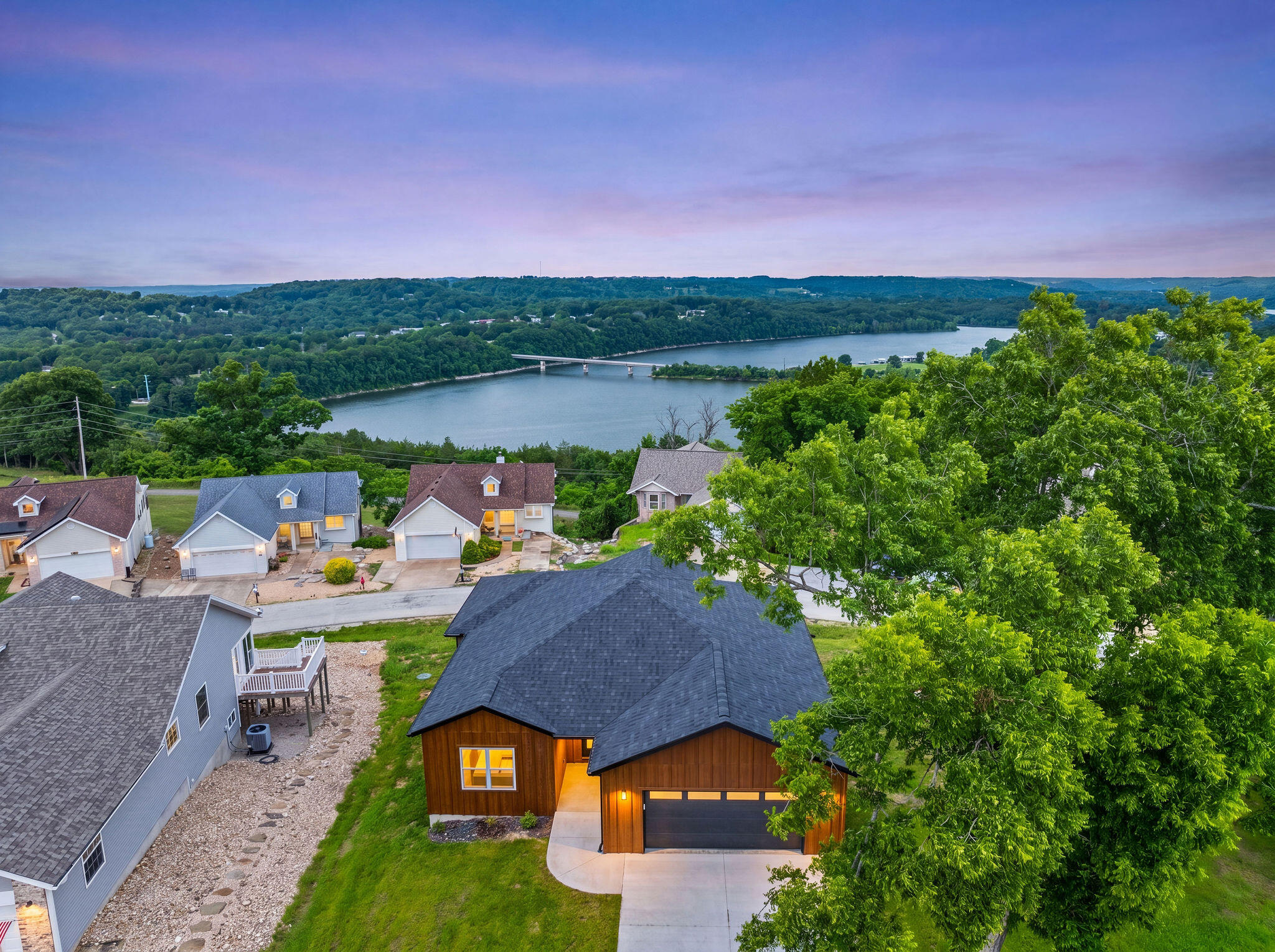 157 S Shining Mountain Drive Cape Fair, MO 65624