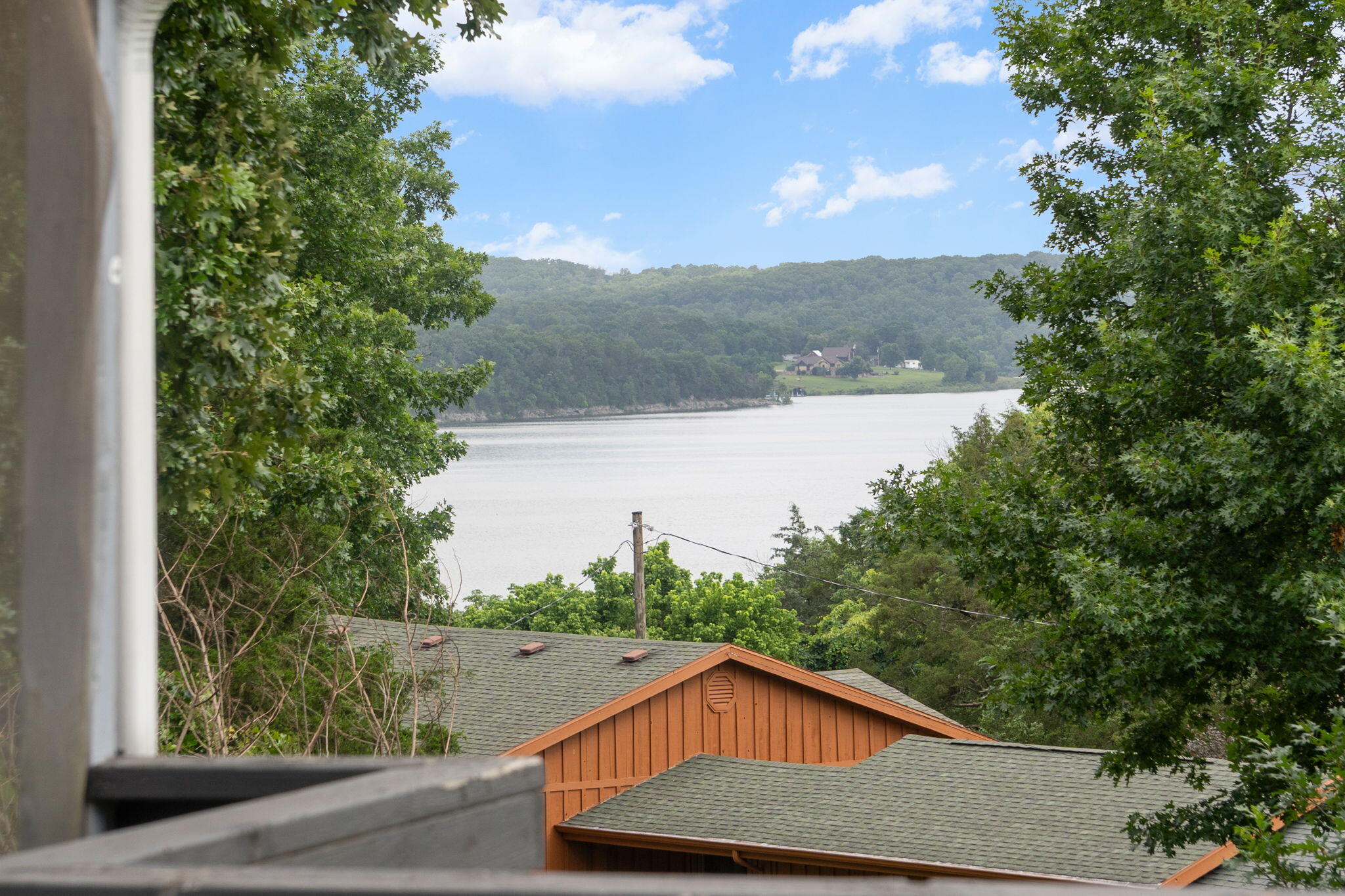 27111 White Tail Road Shell Knob, MO 65747