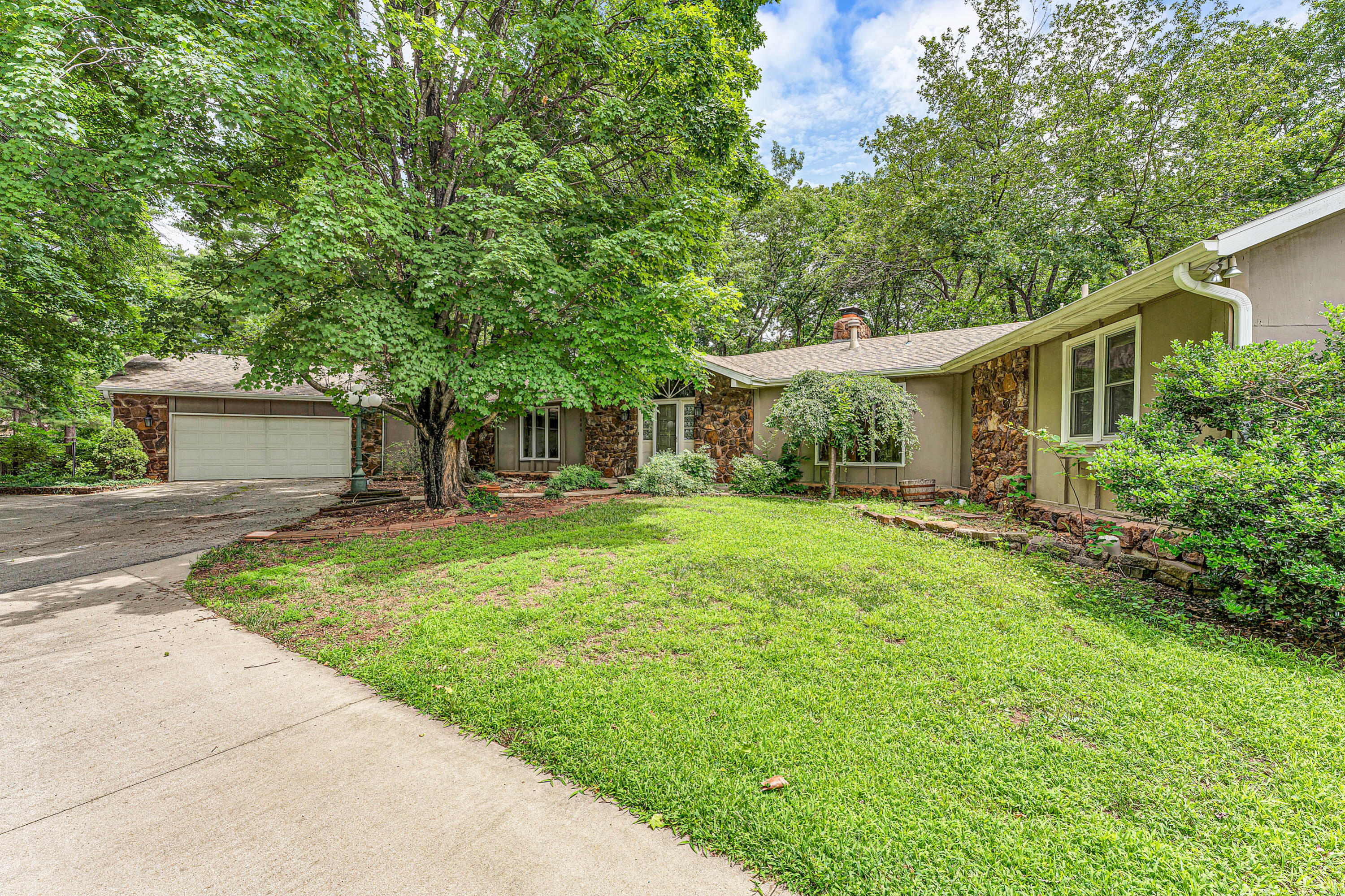 5450 S Farm Road 137 Springfield, MO 65810
