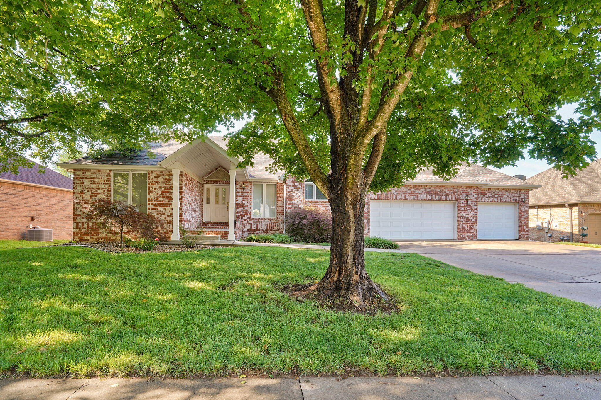 808 W Jackson Avenue Nixa, MO 65714