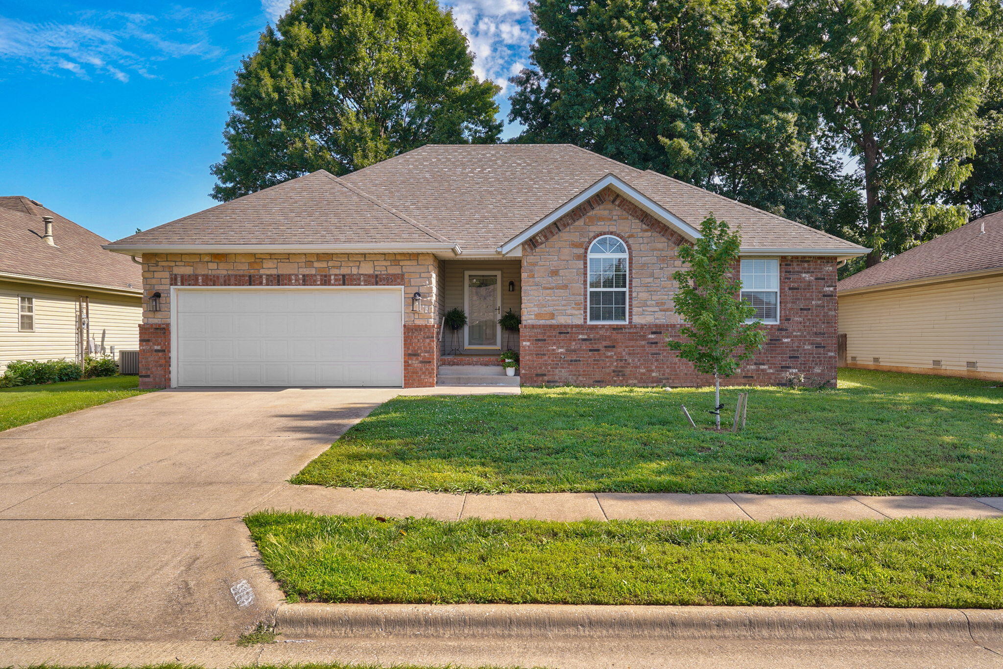 3395 W Sagamont Street Springfield, MO 65807