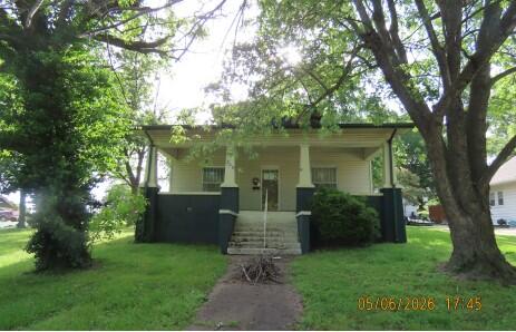 301 N Elm Street Pierce City, MO 65723