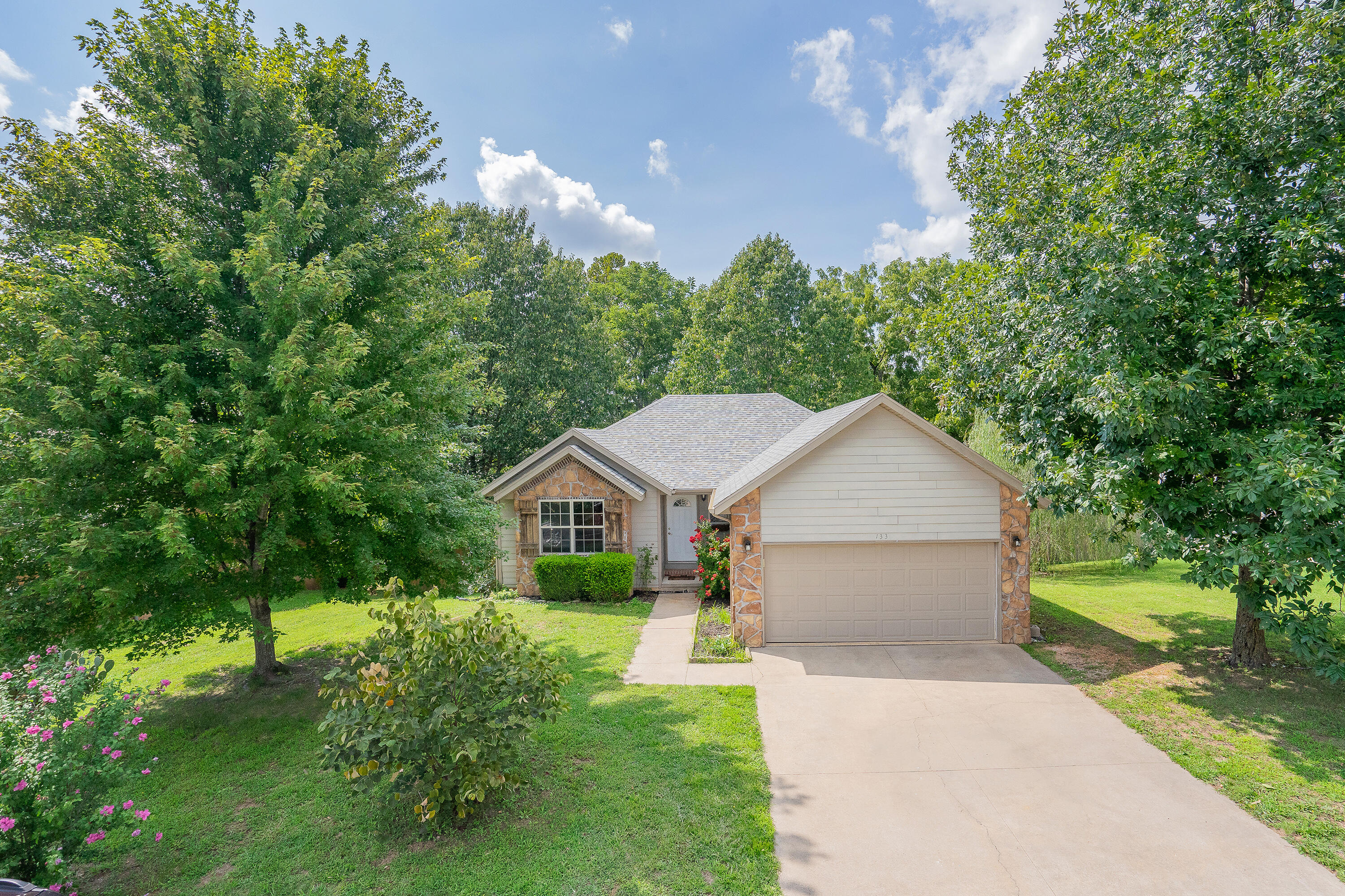 133 Tolbert Court Spokane, MO 65754