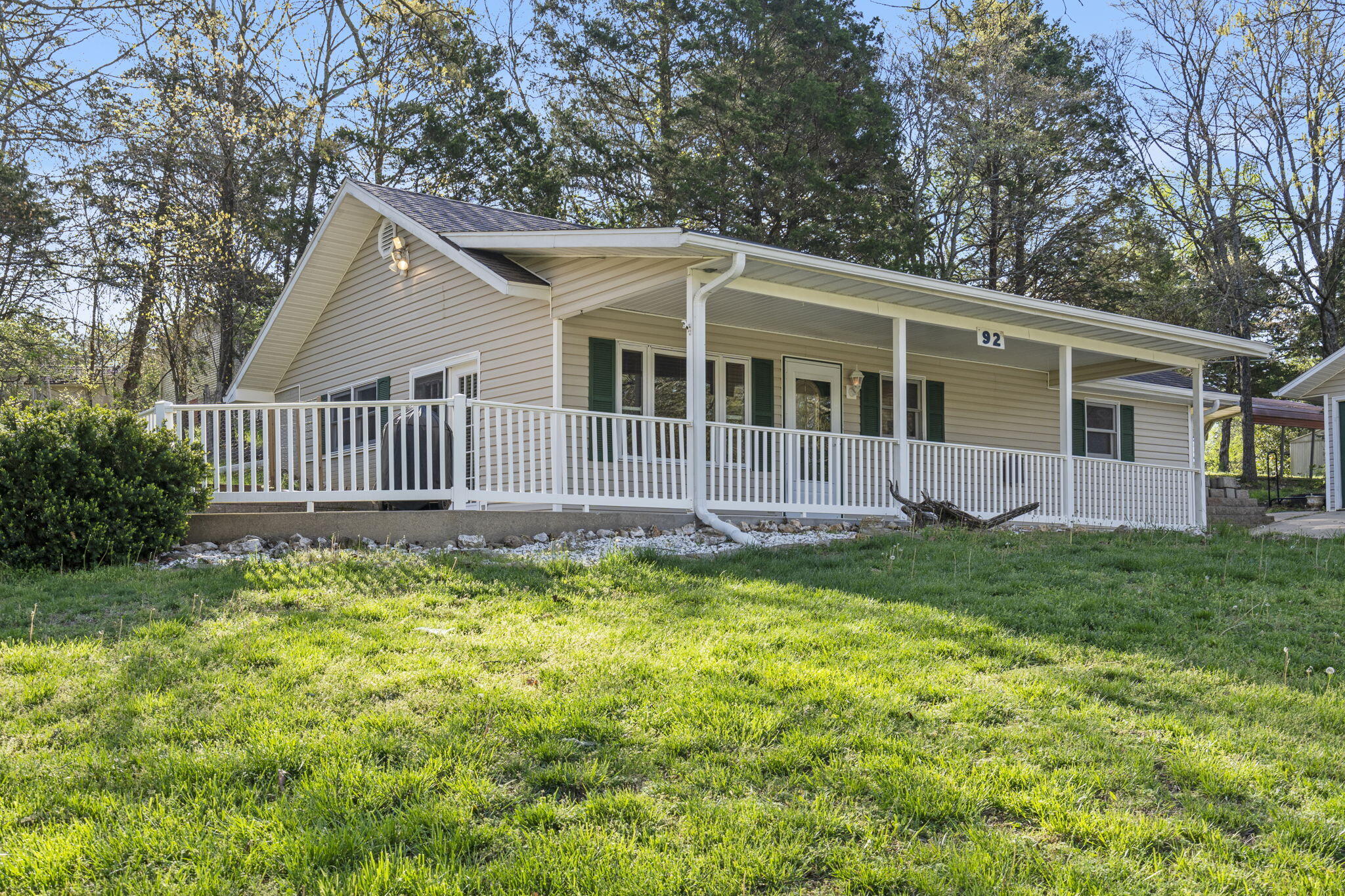 92 Cedar Cove Road Branson West, MO 65737