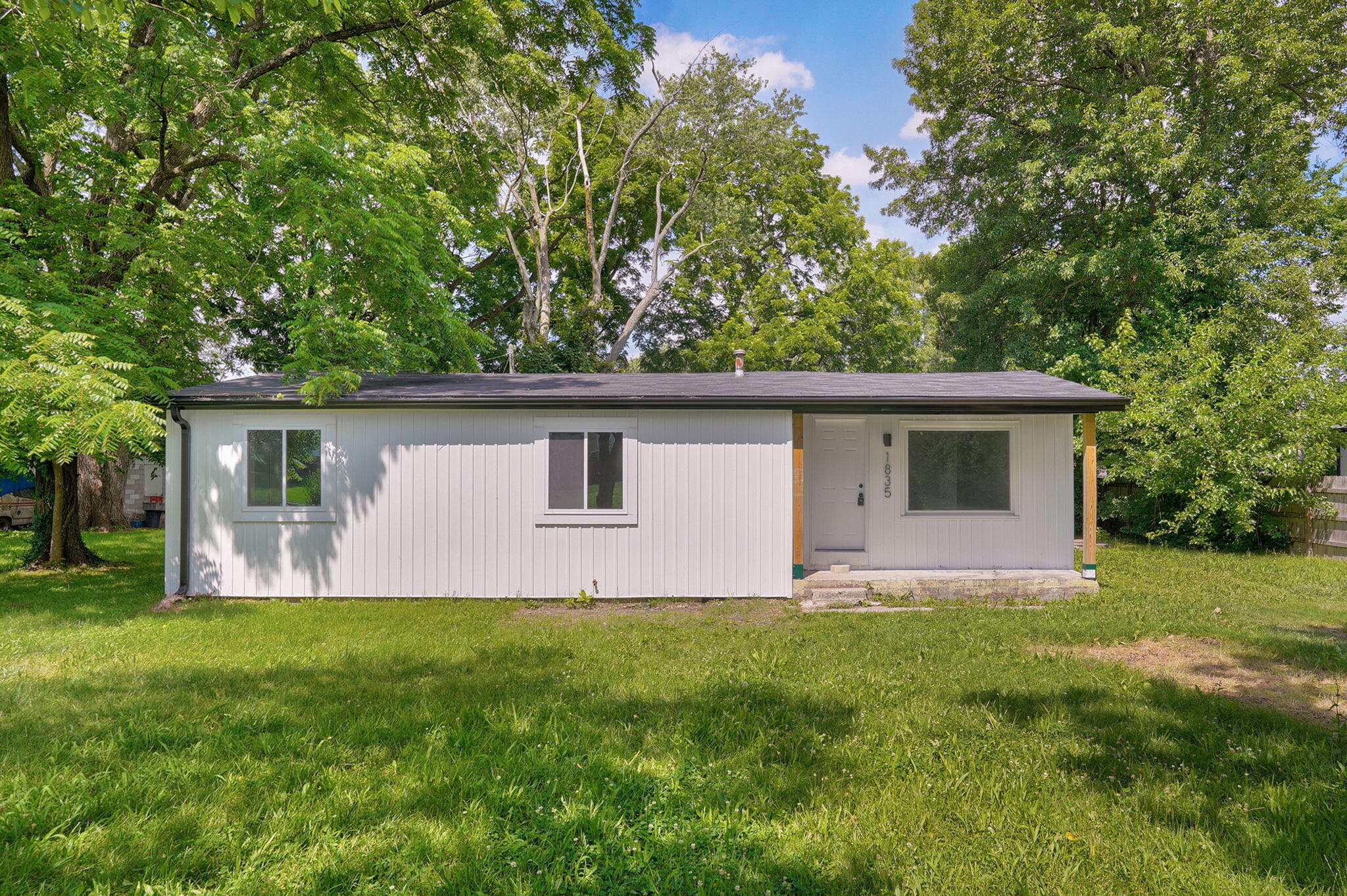 1835 N Old Orchard Avenue Springfield, MO 65803