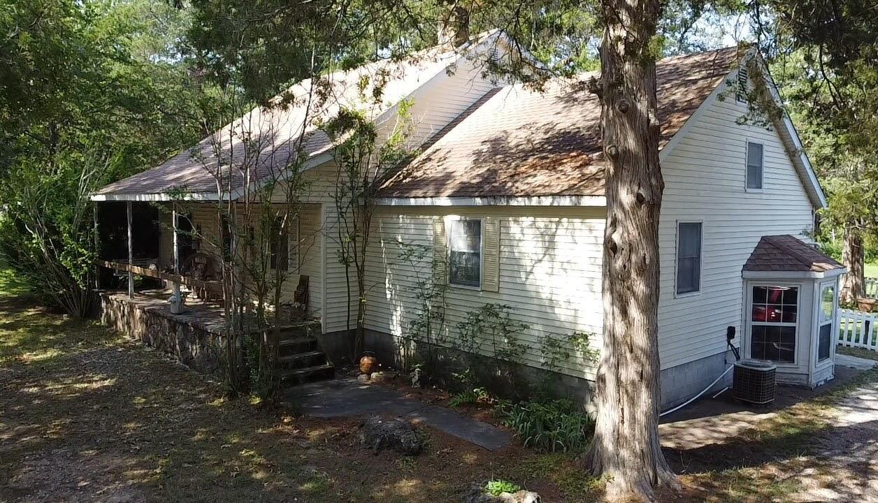 1068 Gobblers Mountain Road Branson West, MO 65737