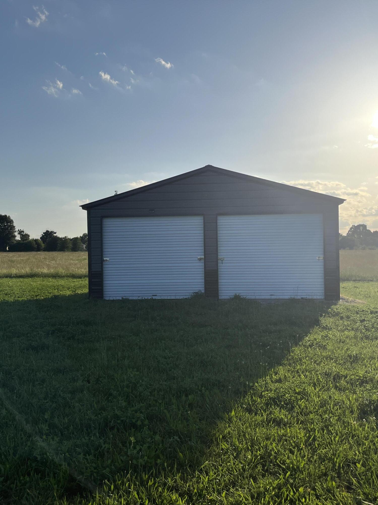 10125 County Road 94 Carthage, MO 64836