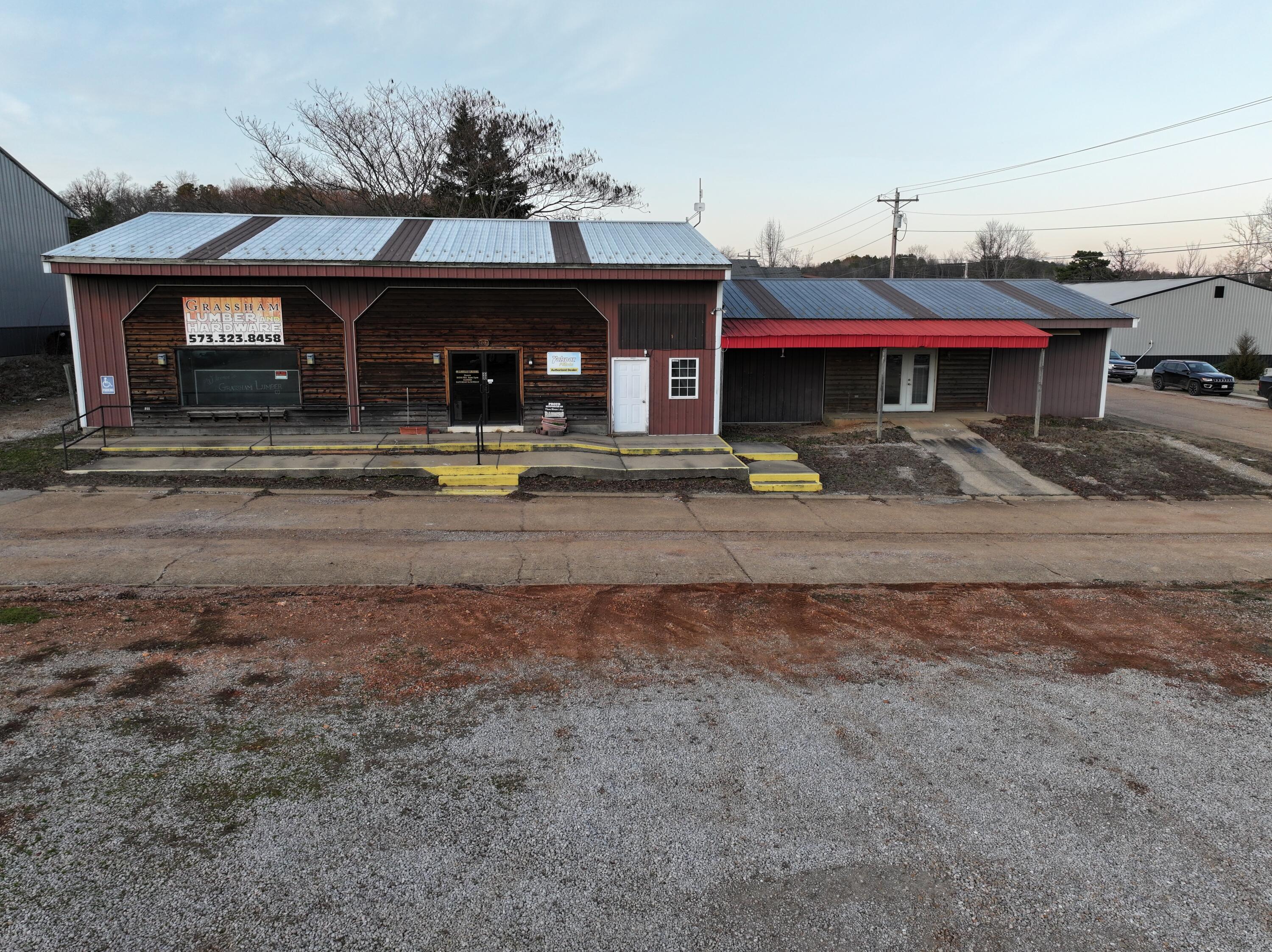 202 Elsie Van Buren, MO 63965