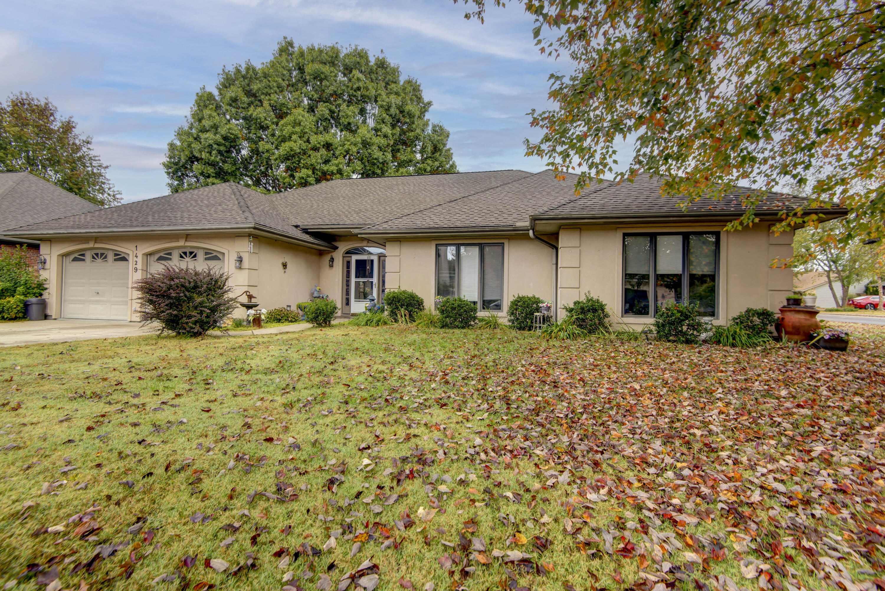 1429 Pointe Royale Drive Branson, MO 65616
