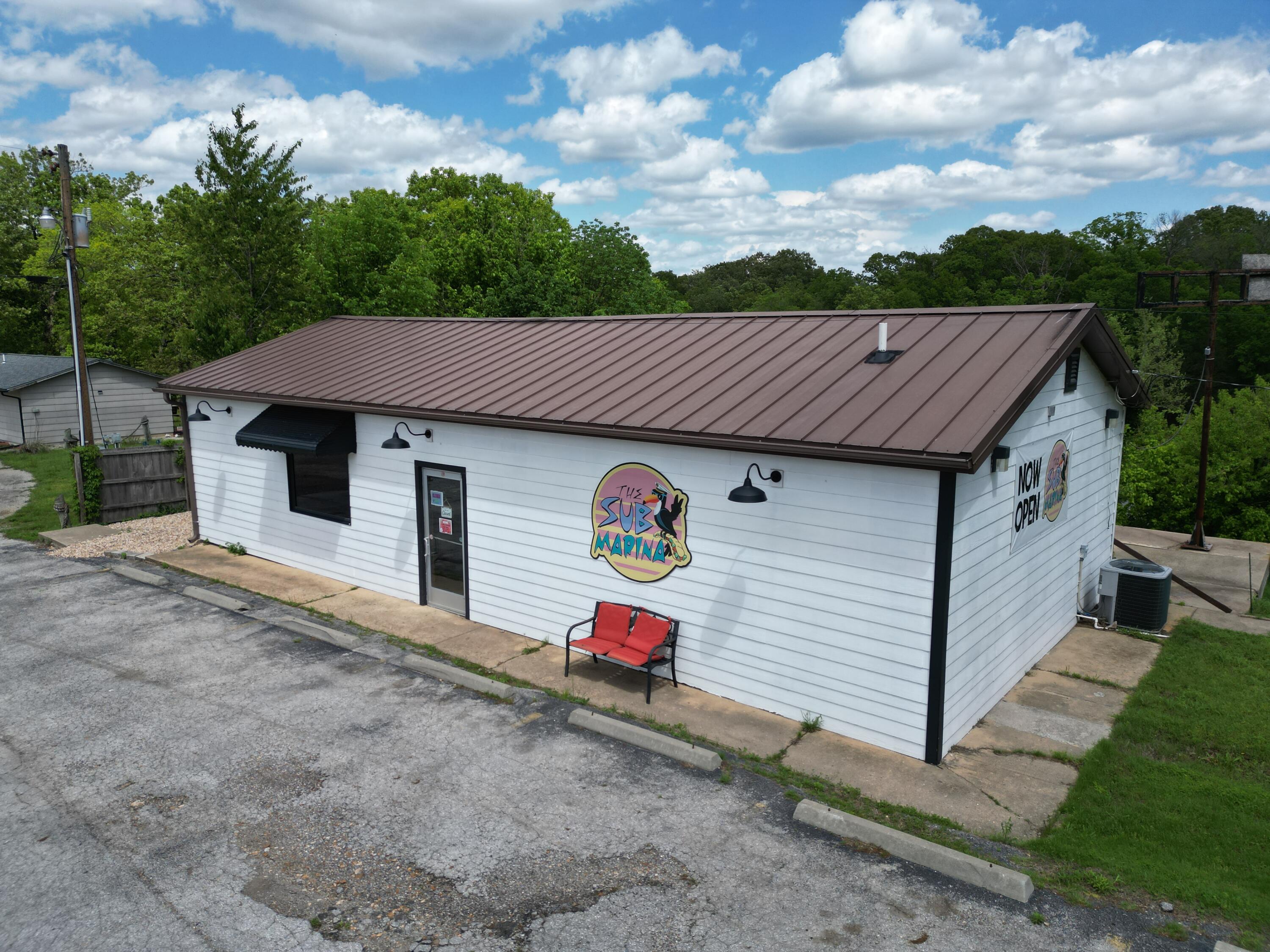 26082 State Highway 39 Shell Knob, MO 65747