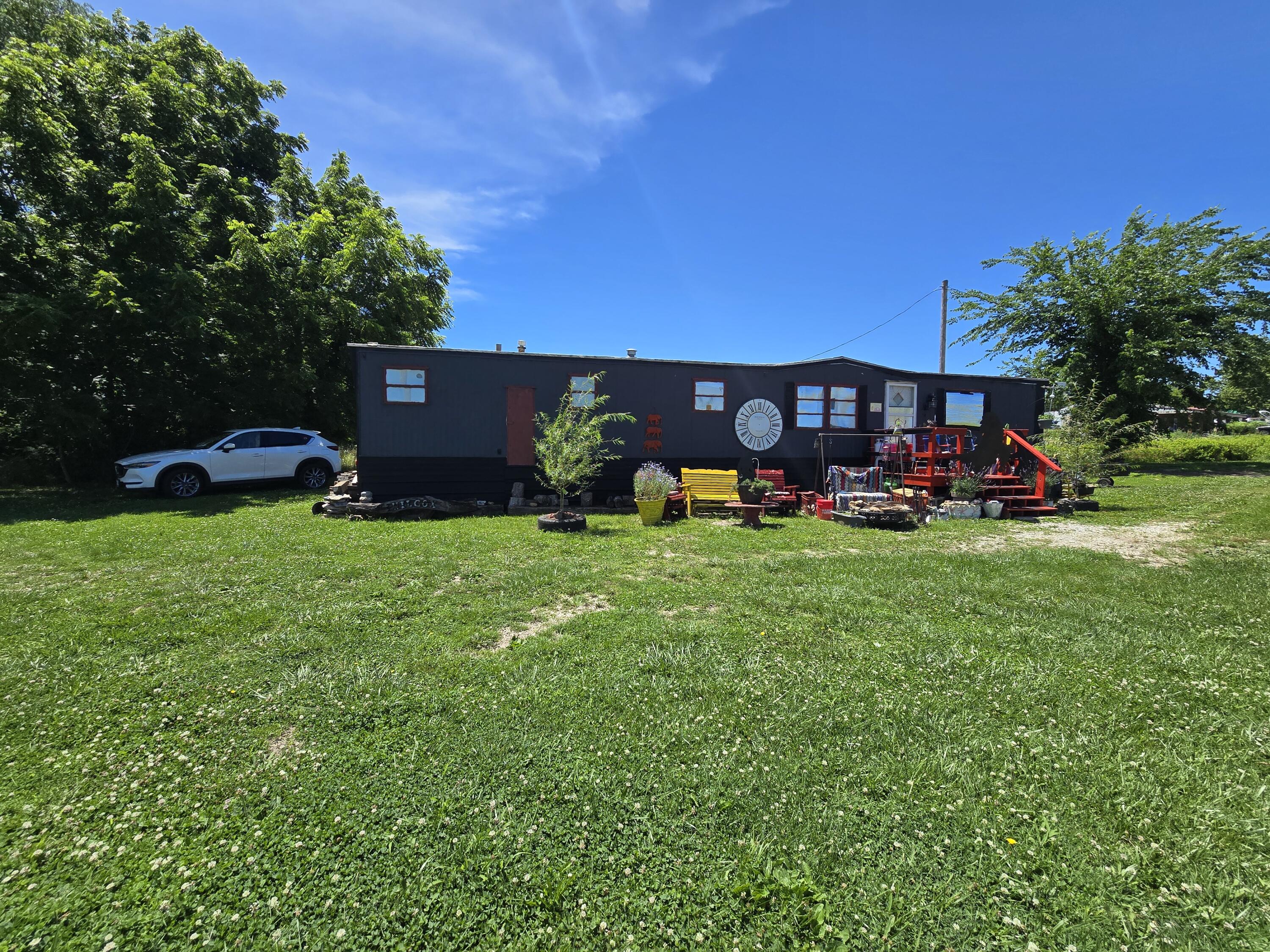 125 N Dallas Street Urbana, MO 65767