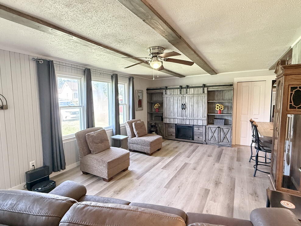 322 W Lafayette Street El Dorado Springs, MO 64744