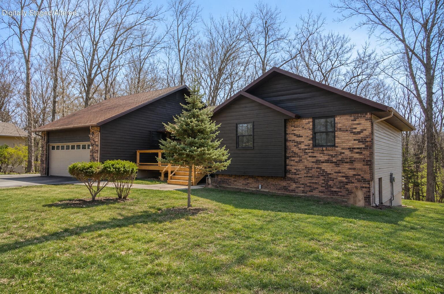 2800 W Oak Run Road Ozark, MO 65721