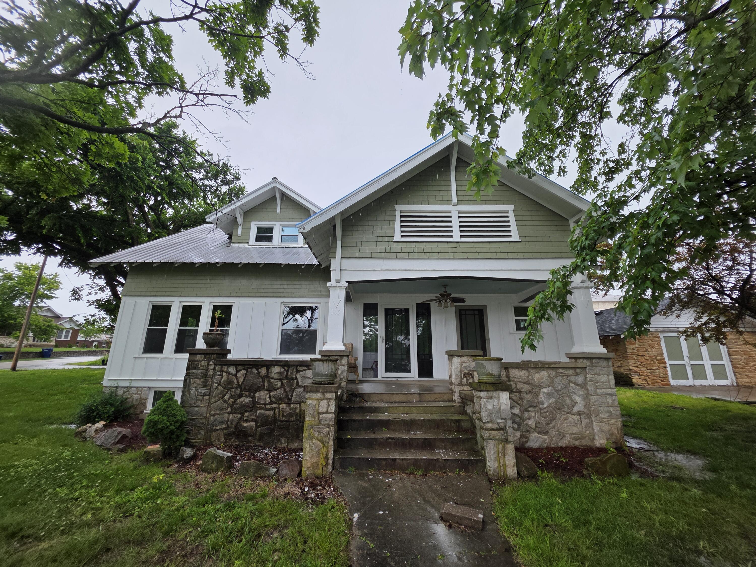 365 N Main Street Granby, MO 64844