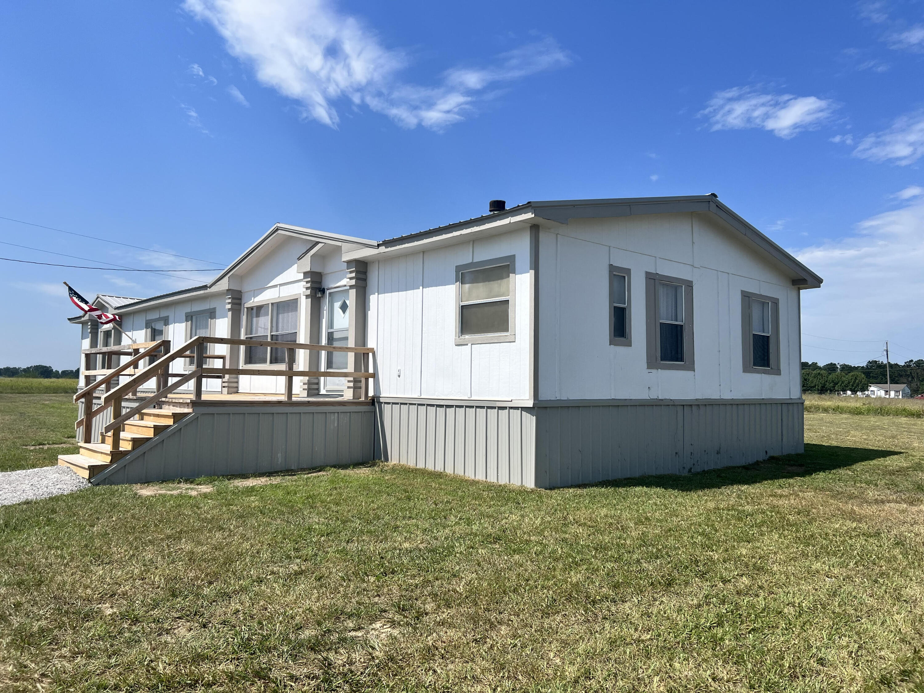 15110 Monark Drive Neosho, MO 64850