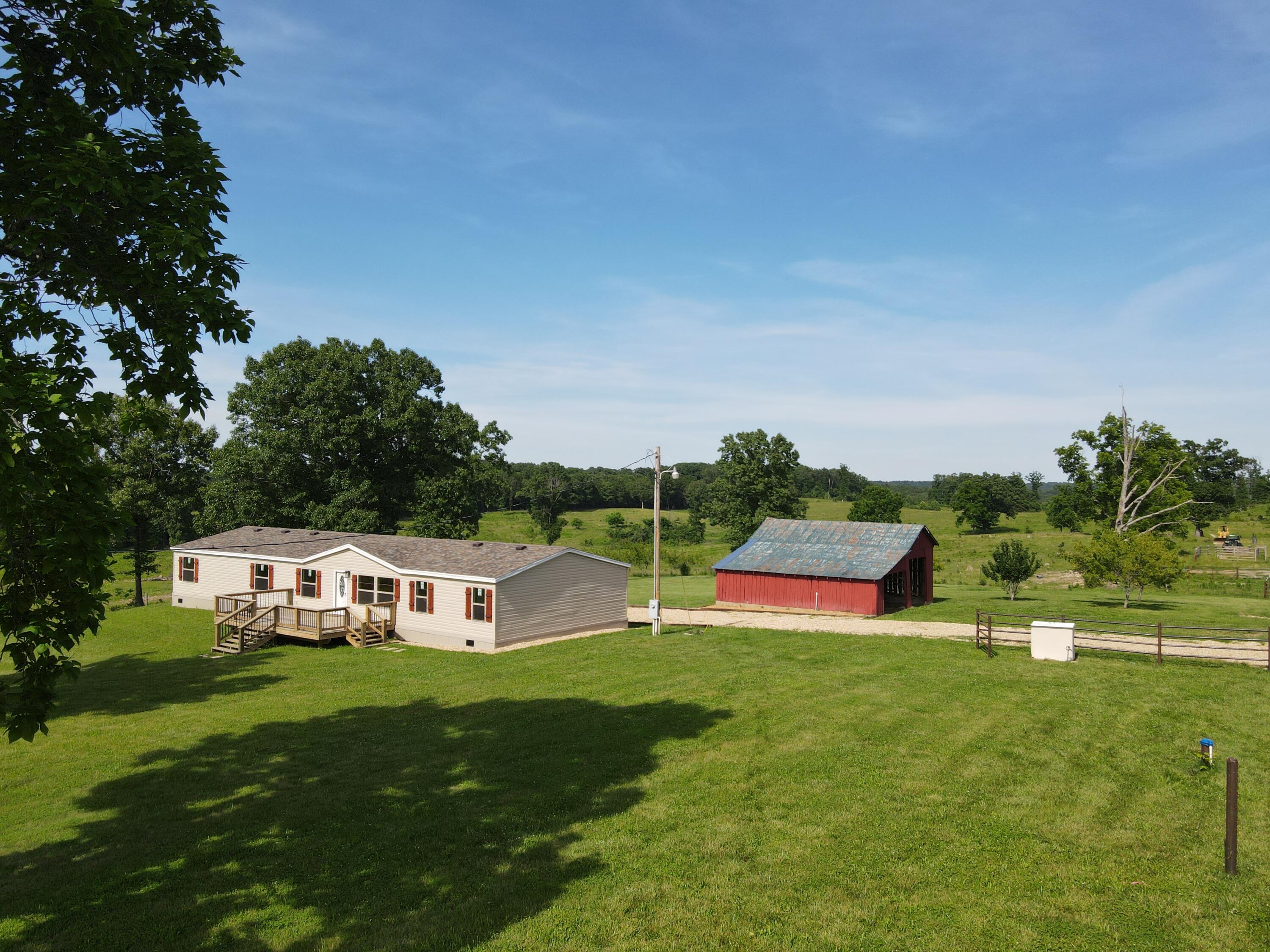 1032 County Road A-409 Ava, MO 65608