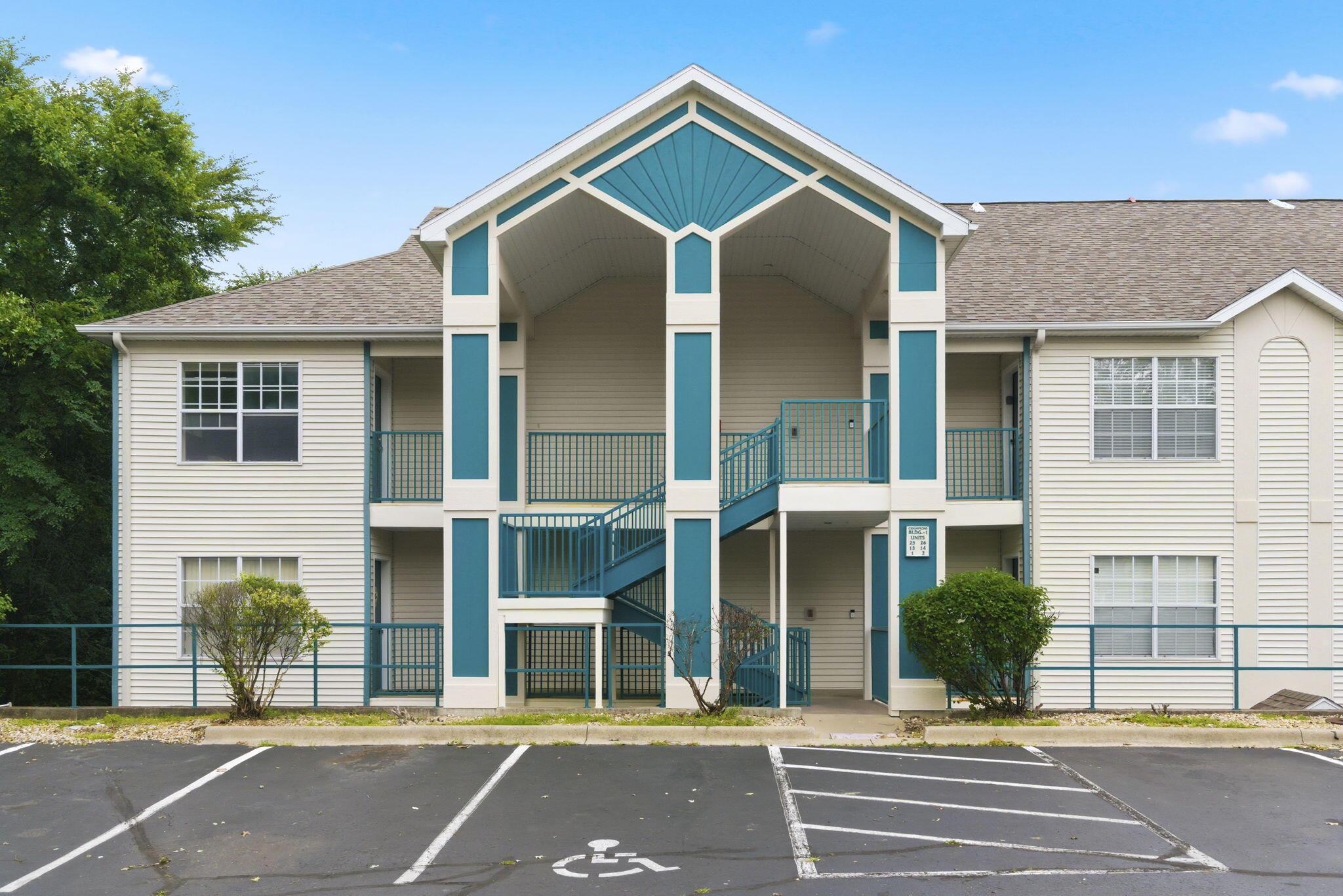 120 Spring Creek Court UNIT #1 Branson, MO 65616