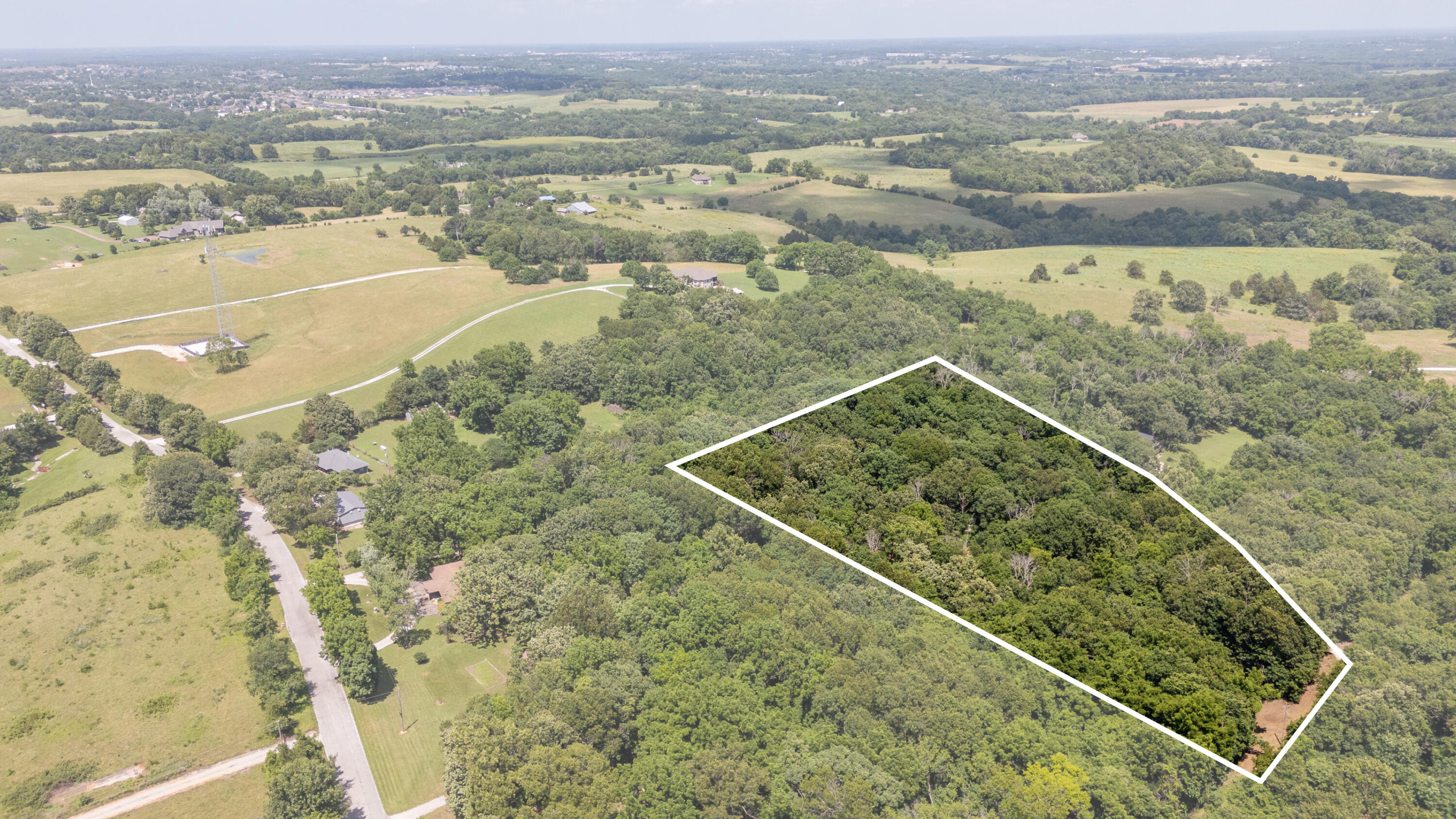 1326 Sassafras Lane Nixa, MO 65714