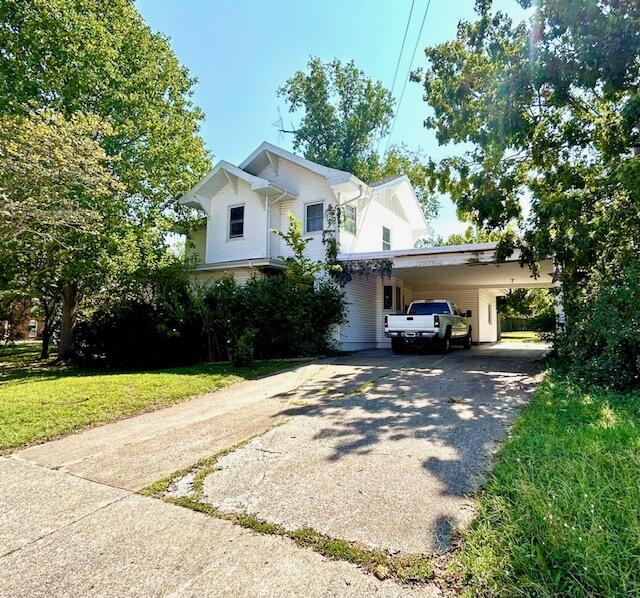 106 W Walnut Street Bolivar, MO 65613
