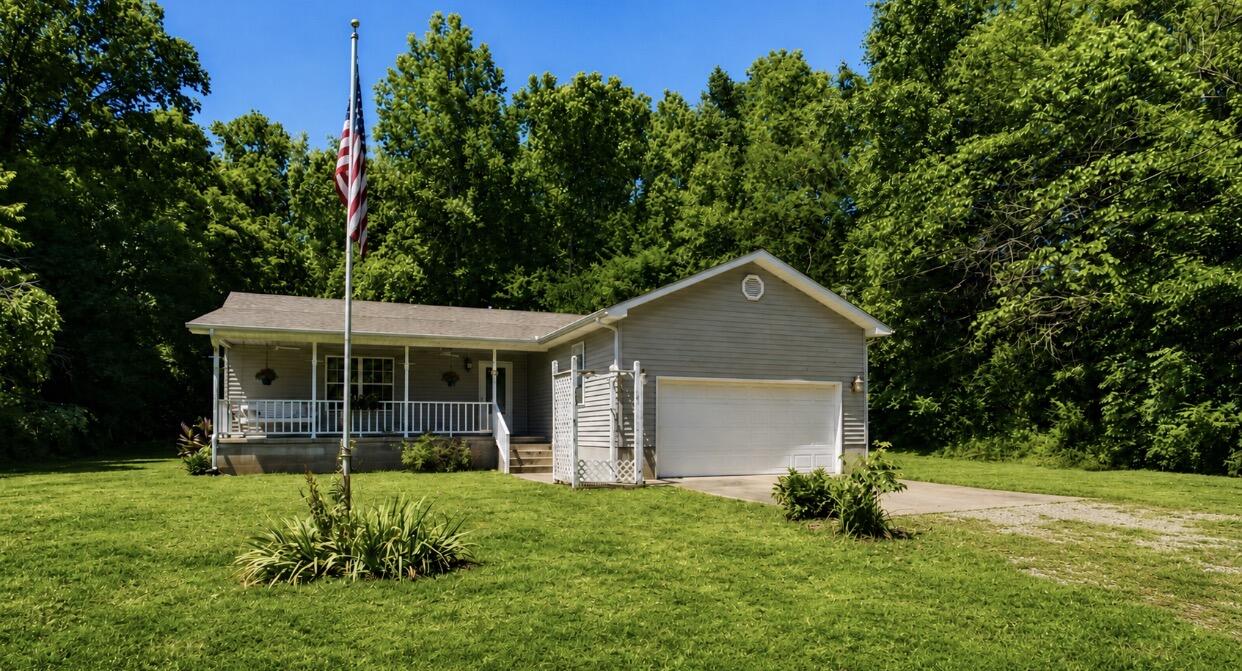 101 Bear Lane Seneca, MO 64865