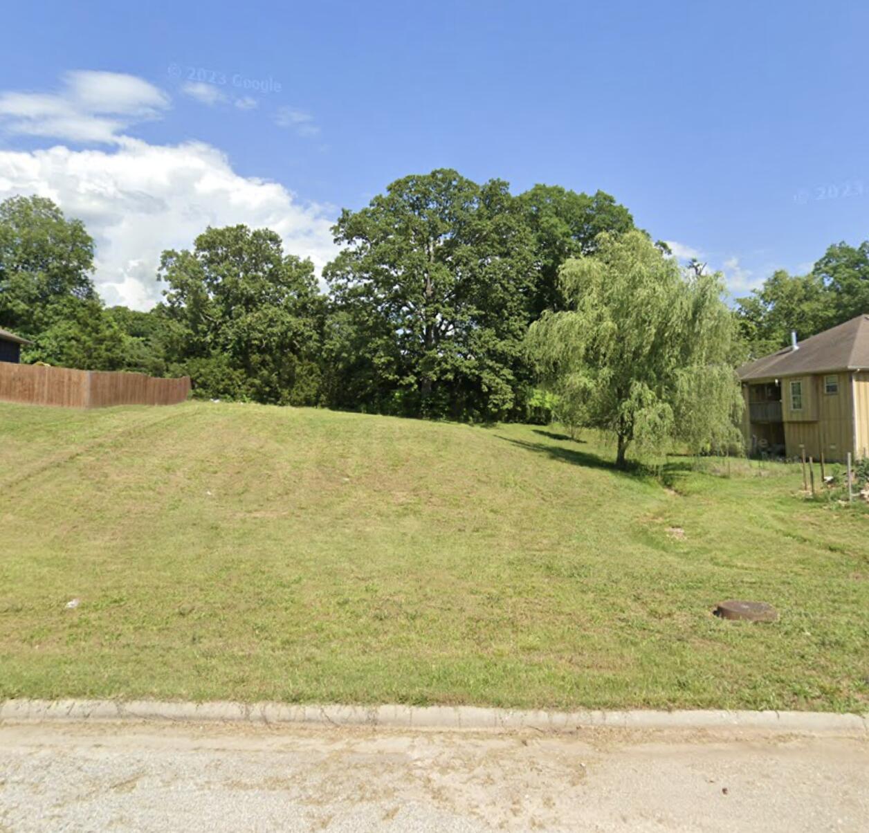 970 S S 21st Avenue Ozark, MO 65721
