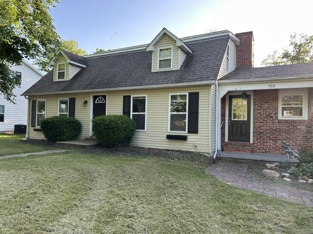 703 N 6th Avenue Ozark, MO 65721