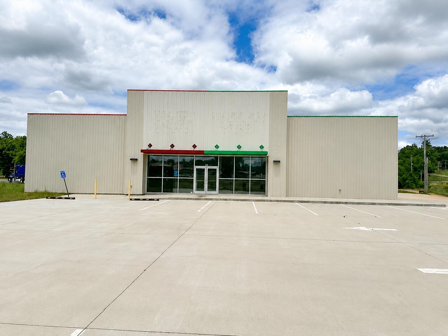 501 N Old Highway 19 Alton, MO 65606