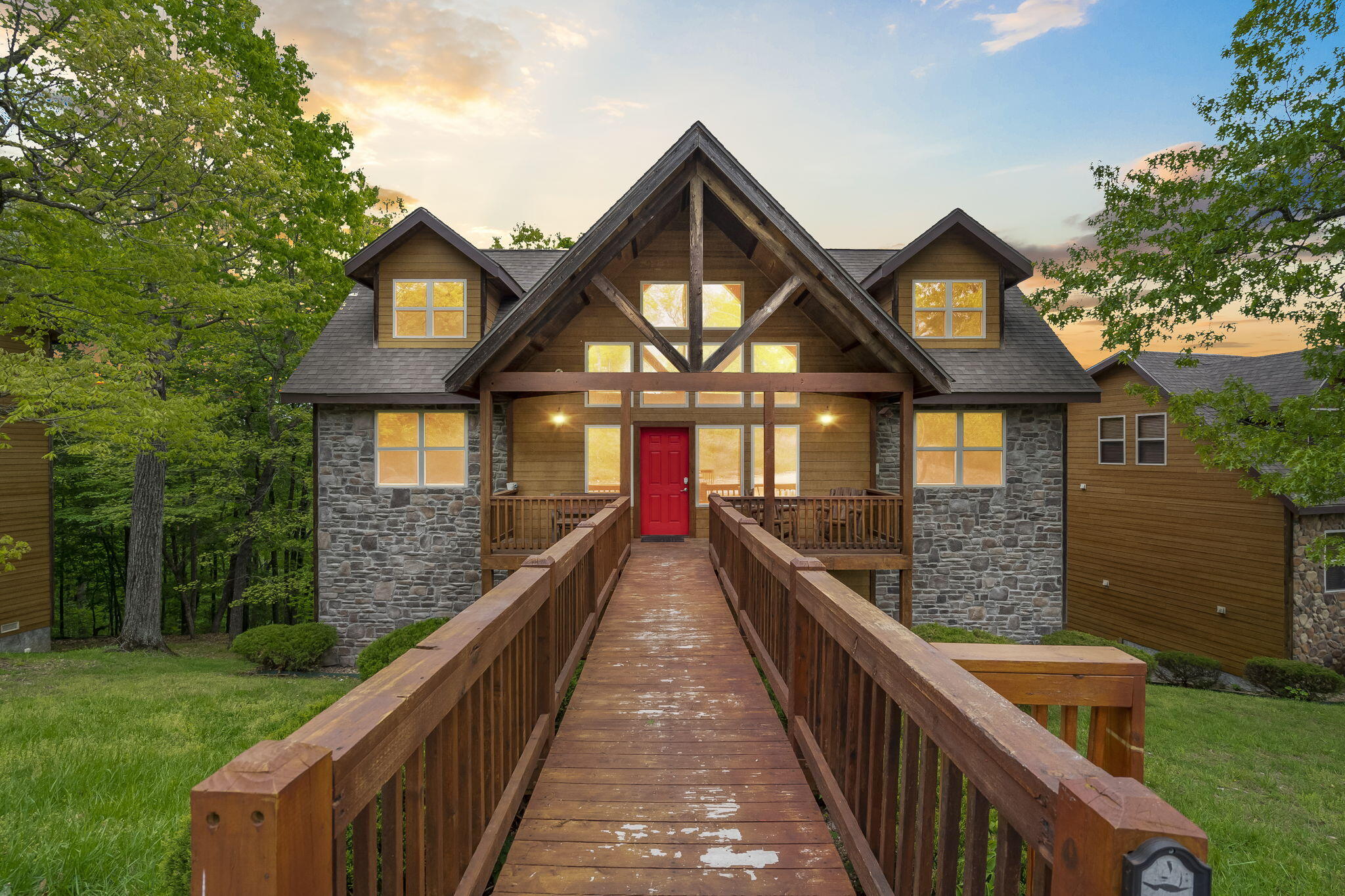 269 Willow Oak Lane Indian Point, MO 65616