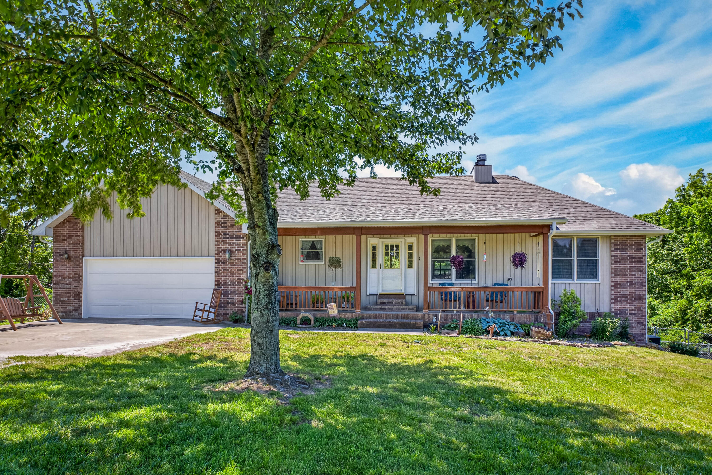 1424 Chadwick Road Chadwick, MO 65629