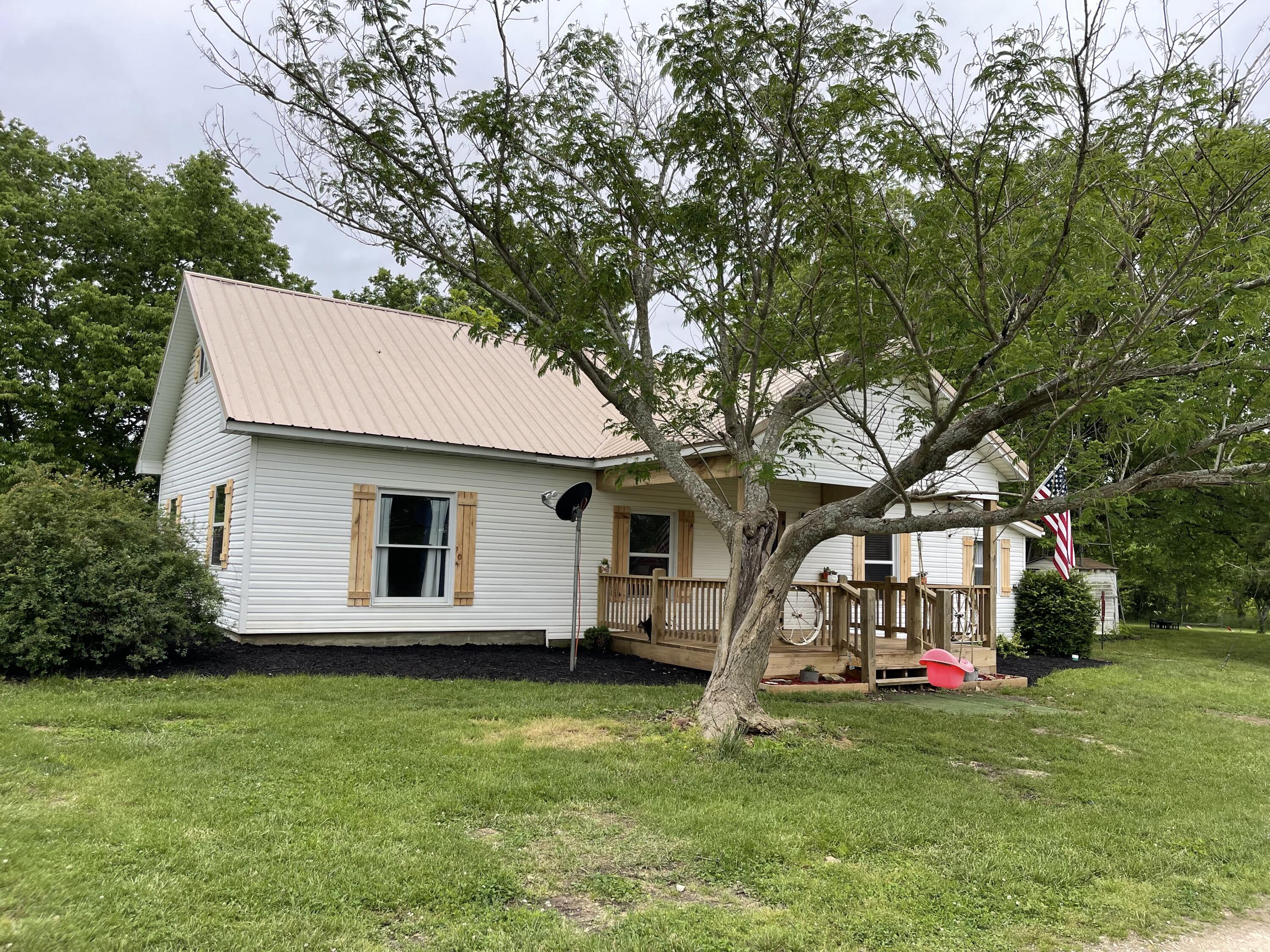 4870 S 2191st Road Humansville, MO 65674