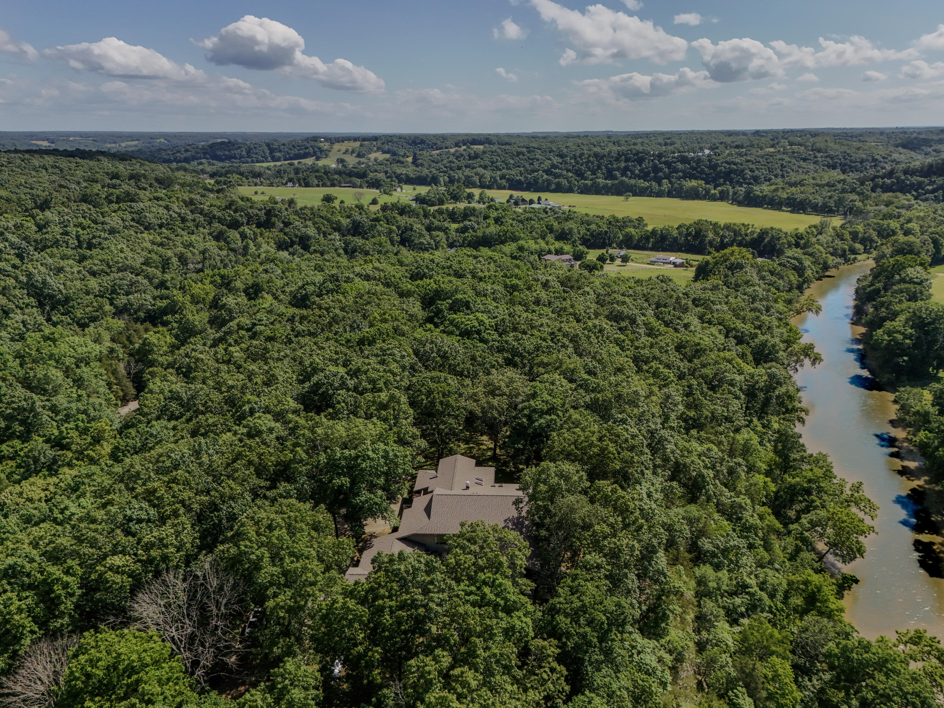 740 Russel Ridge Road Nixa, MO 65714