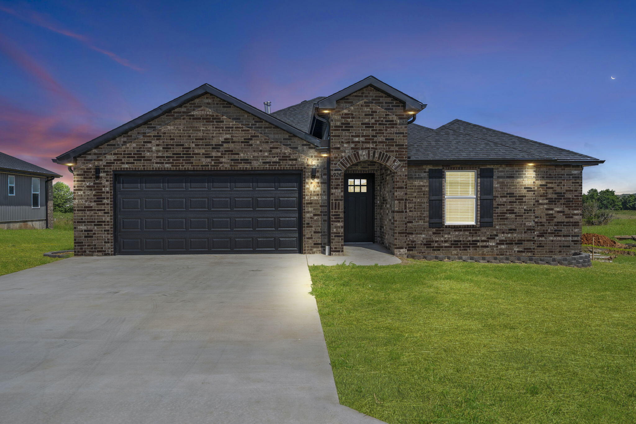 512 S Fiske Street Marionville, MO 65705