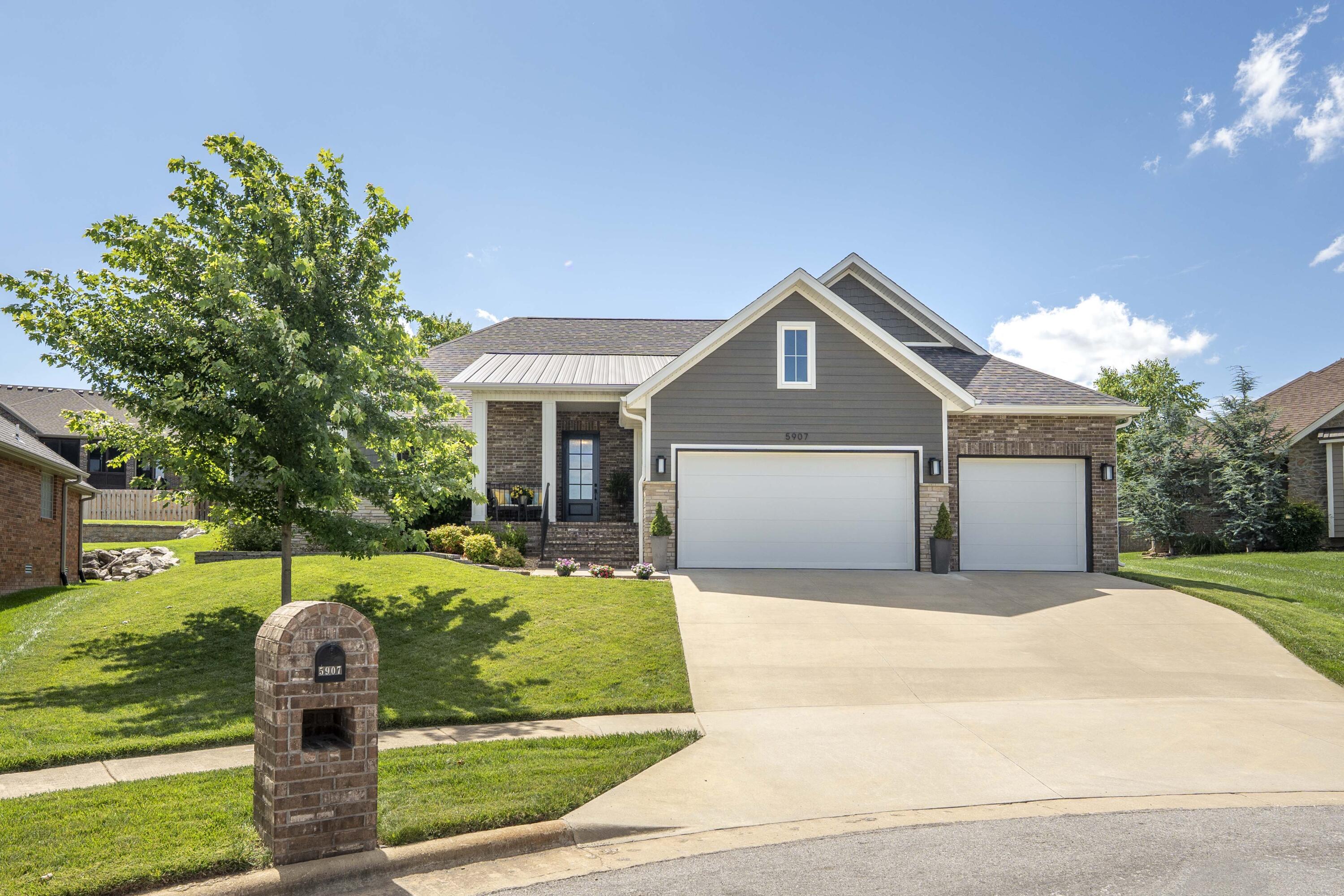 5907 S Audrey Court Springfield, MO 65804