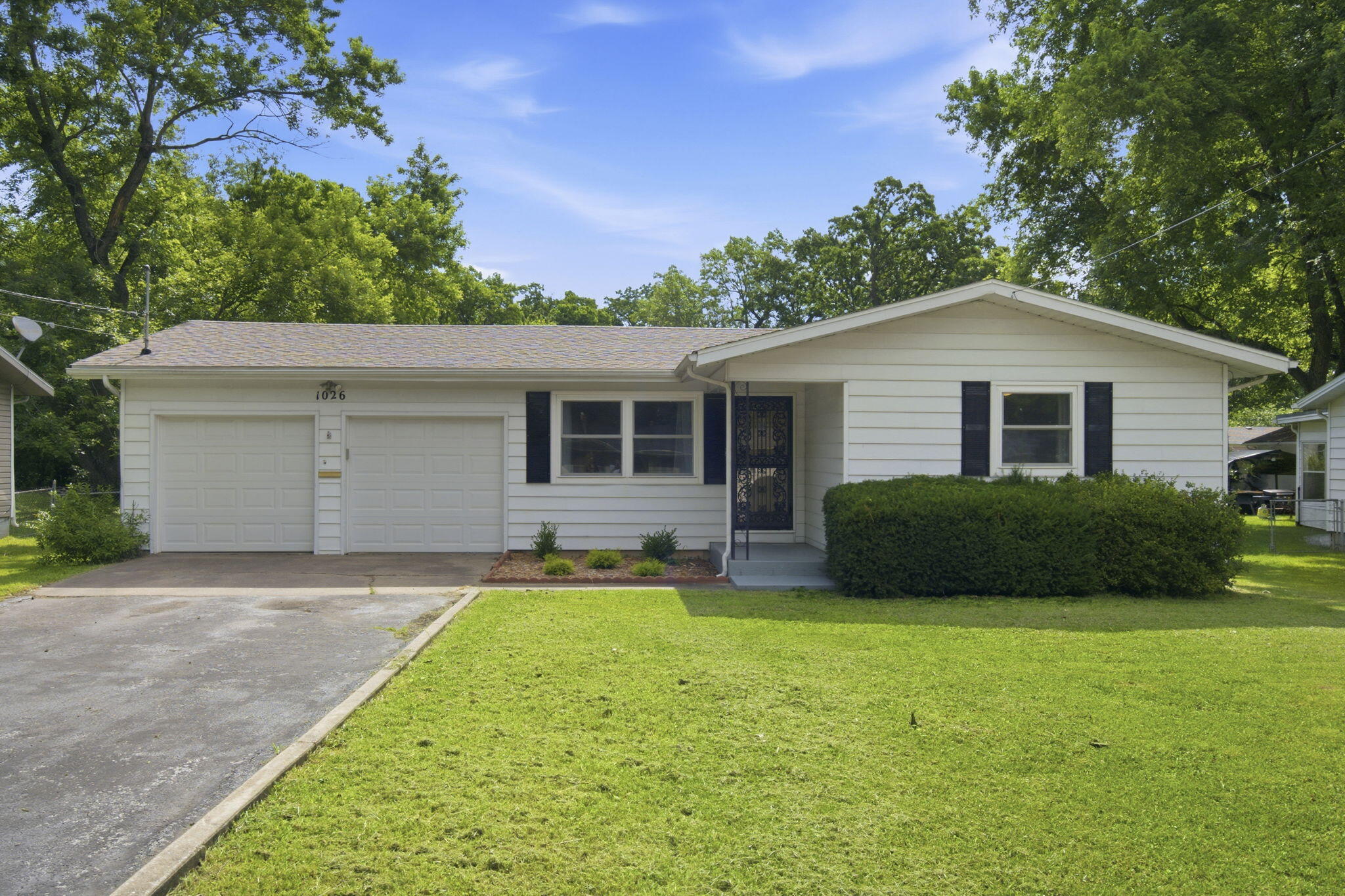 1026 S Bruce Avenue Springfield, MO 65804