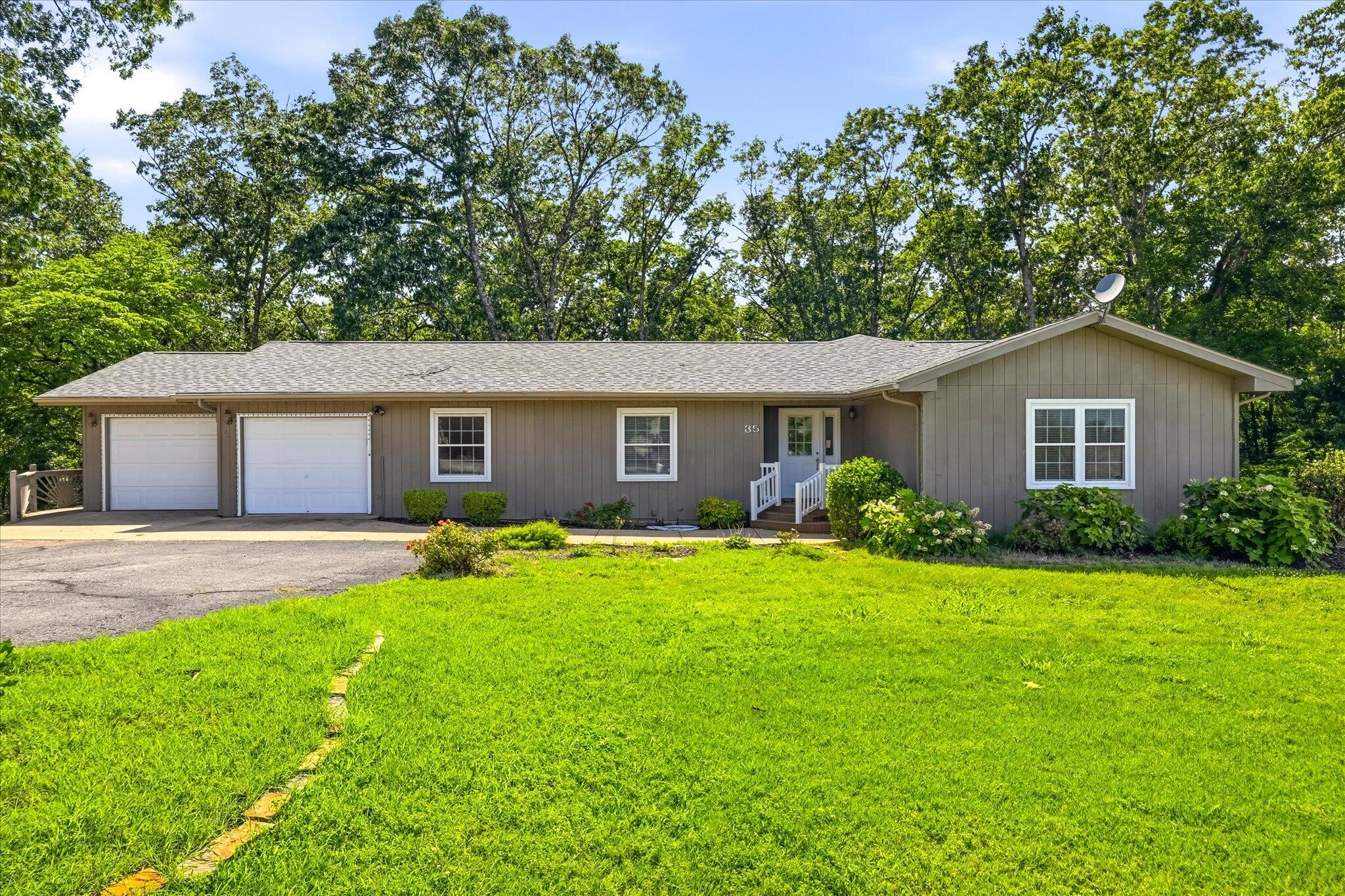 35 Nightfall Lane Branson West, MO 65737