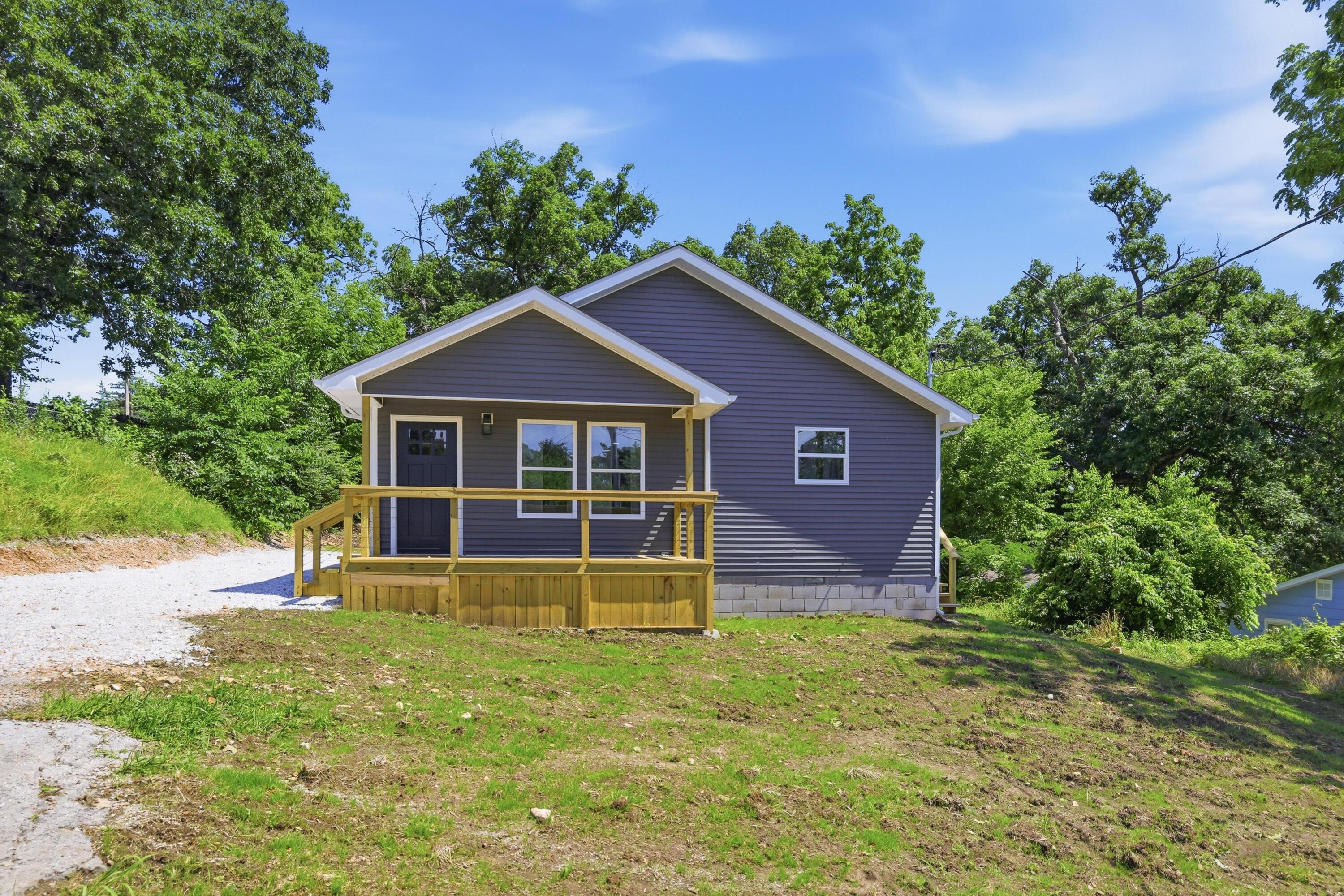 518 Joplin Street Neosho, MO 64850