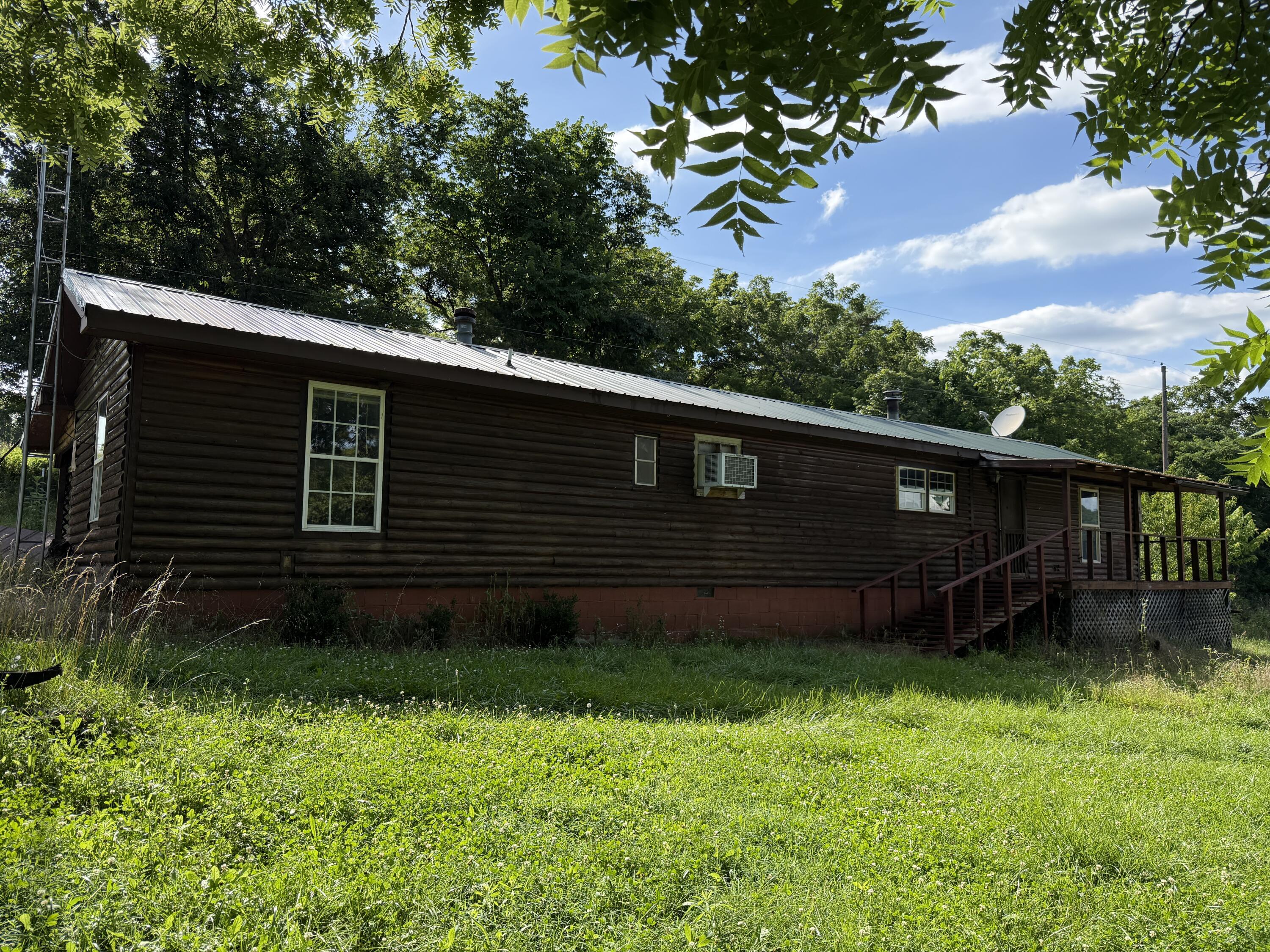 1287 Highway Nn Bolivar, MO 65613