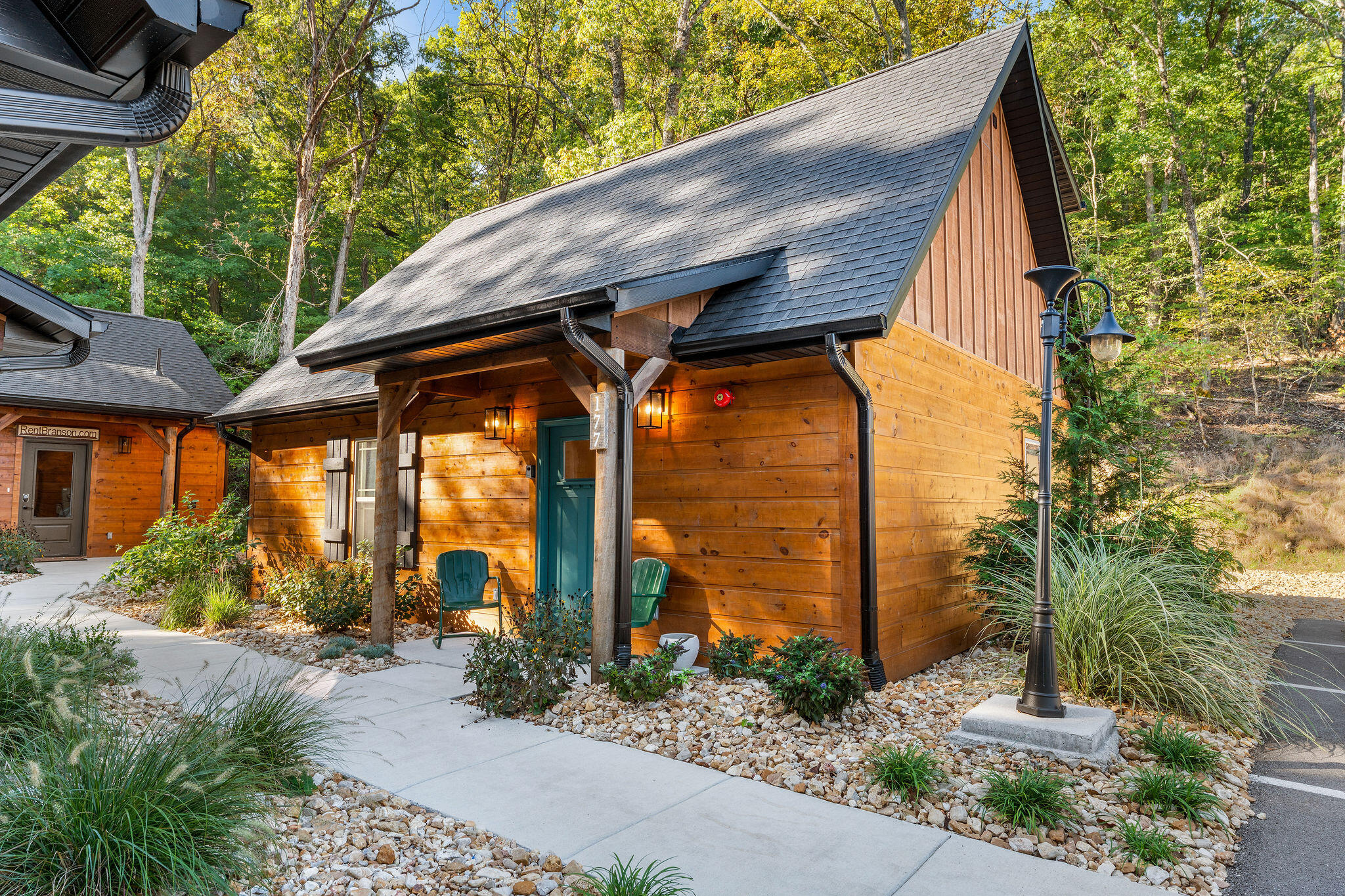 177 Campfire Hollister, MO 65672