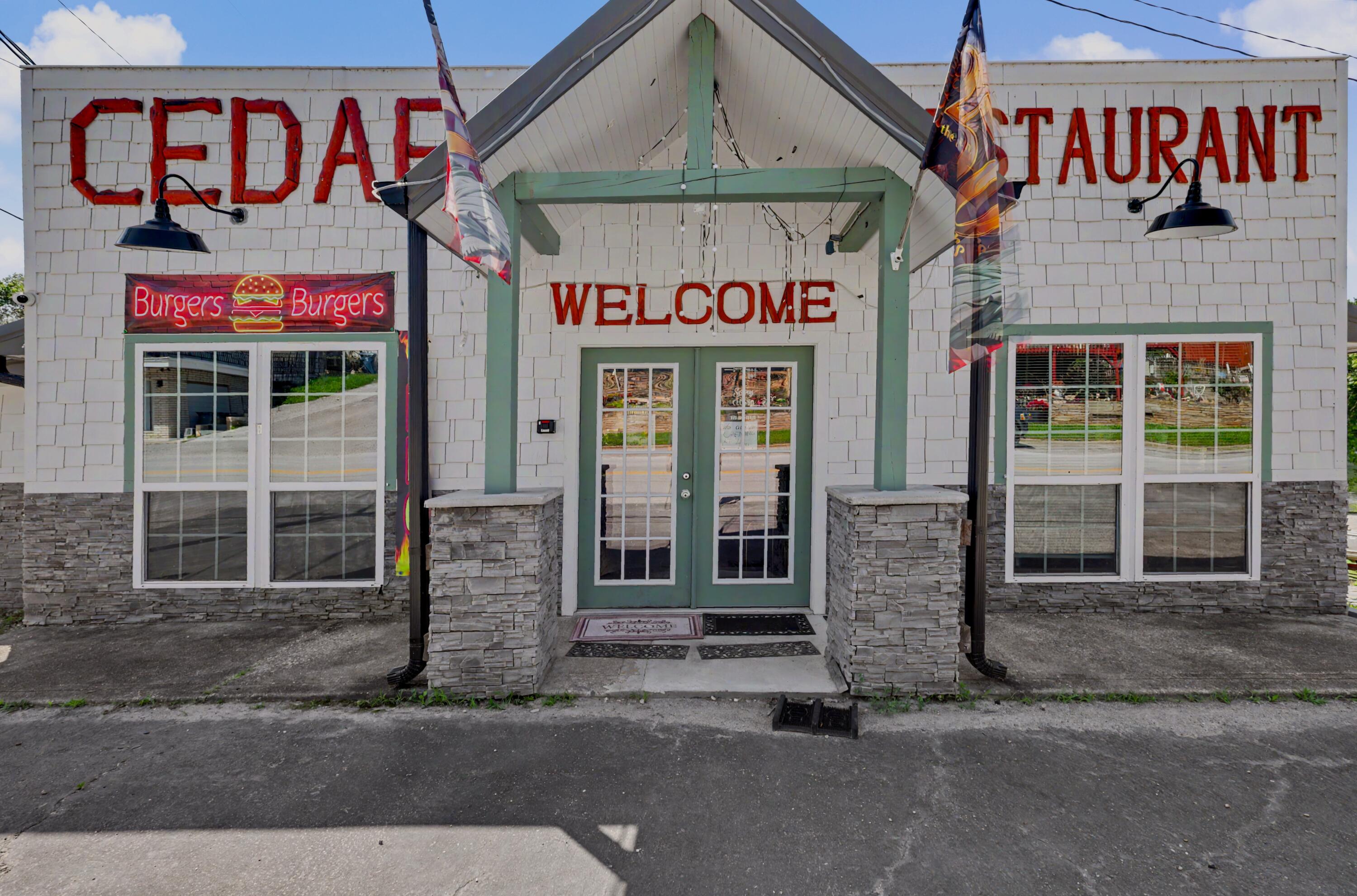 2683 State Hwy 176 Rockaway Beach, MO 65740