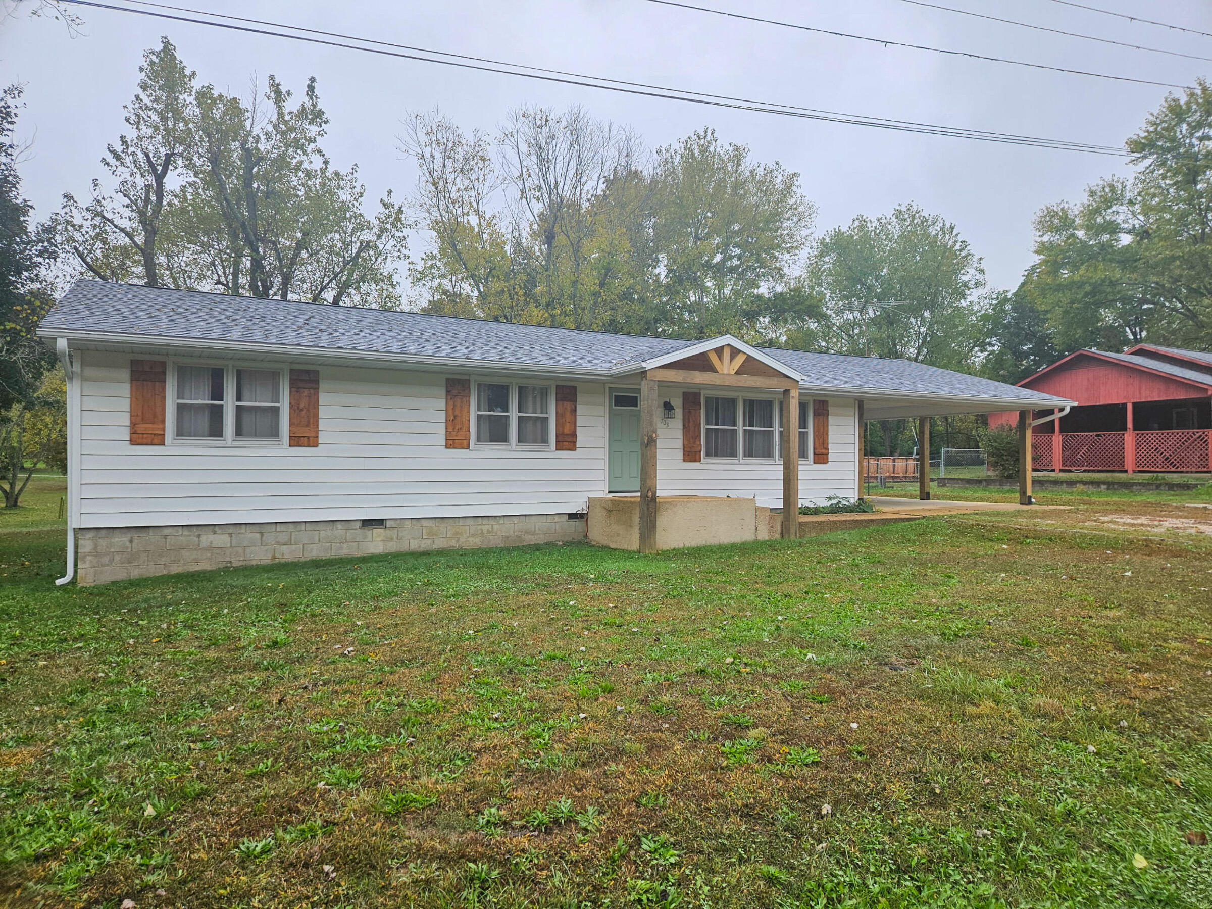 703 Washington Street Mountain View, MO 65548
