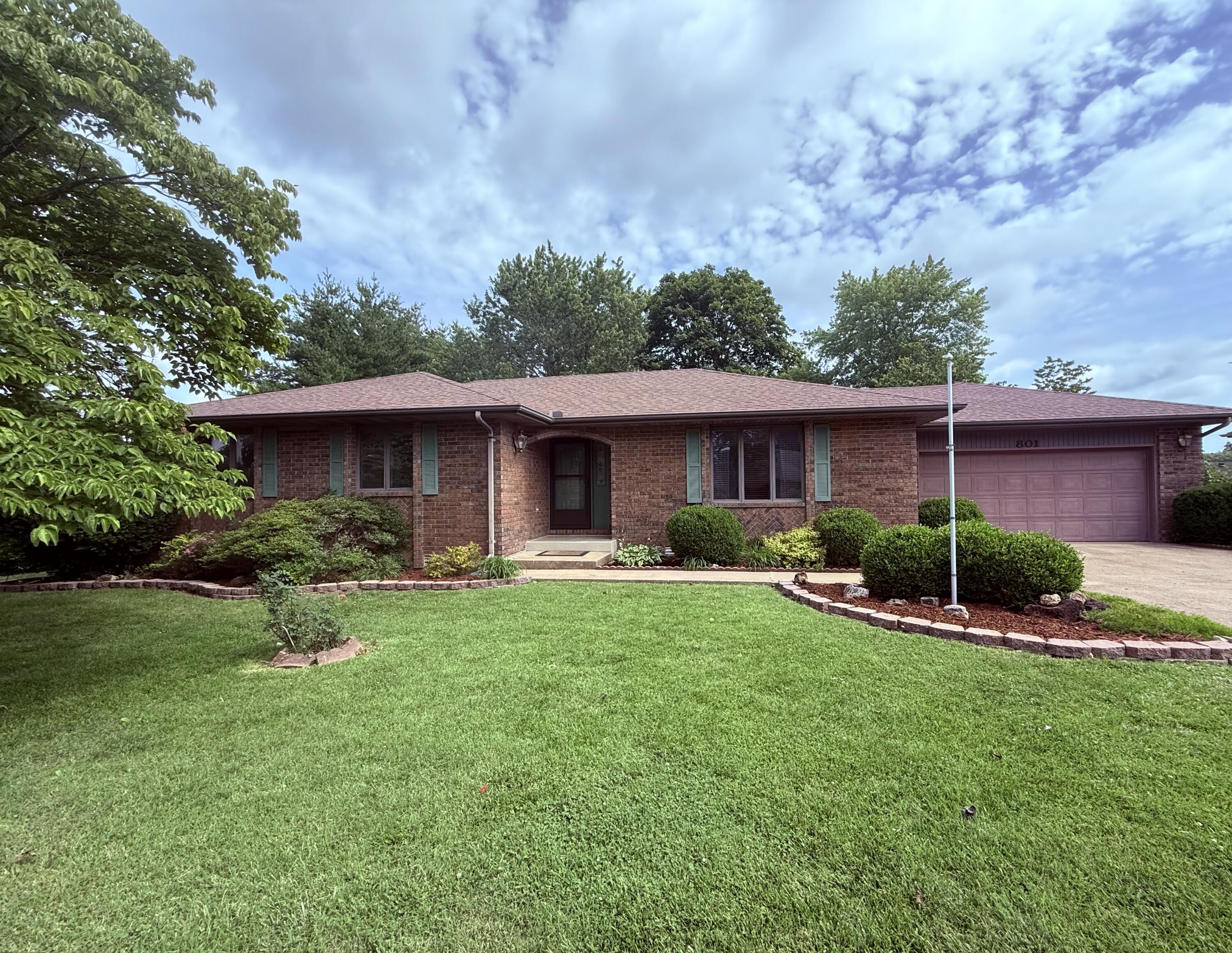 801 E 16th Street Mountain Grove, MO 65711