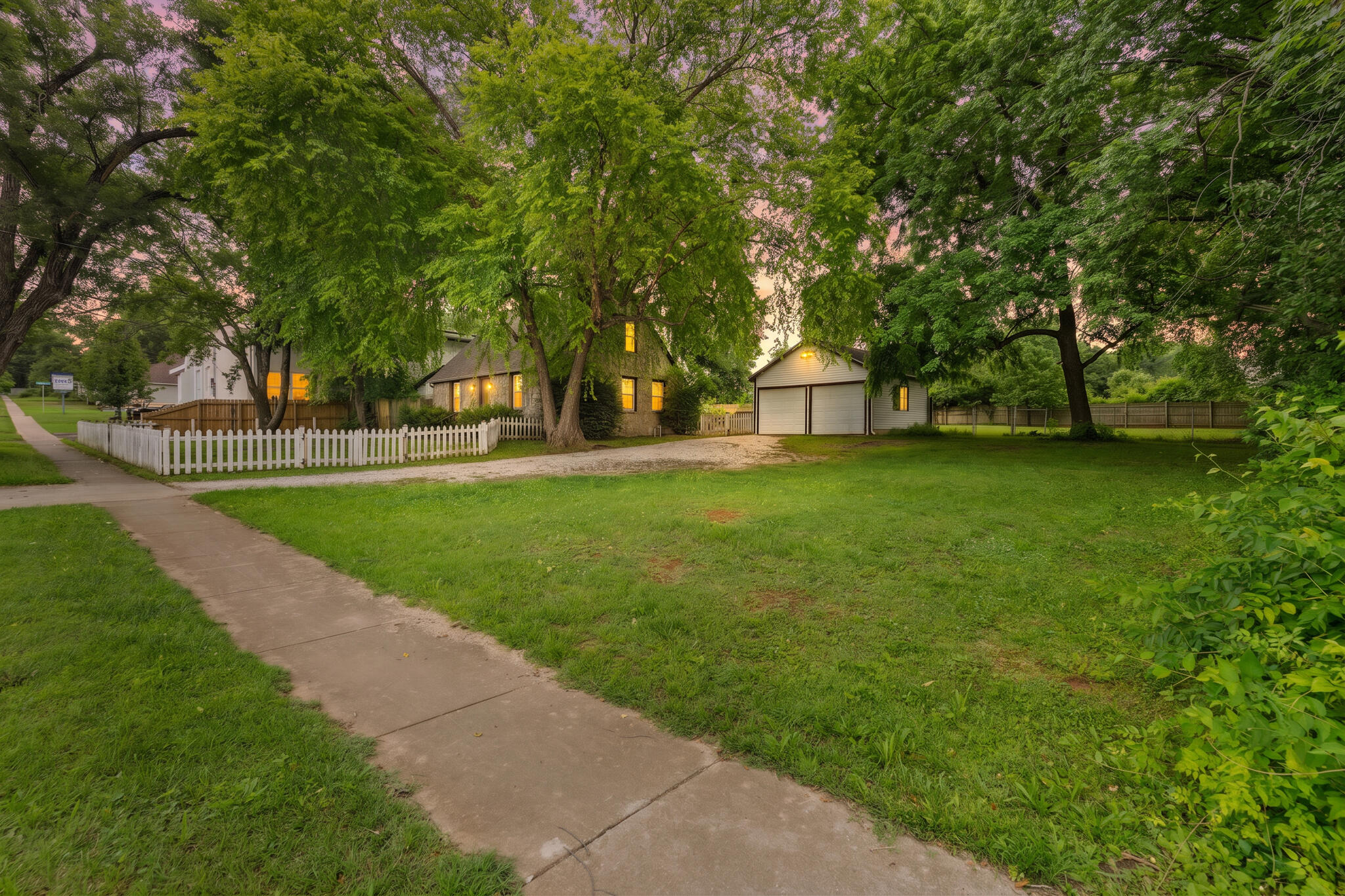 1414 W Walnut Street Springfield, MO 65806