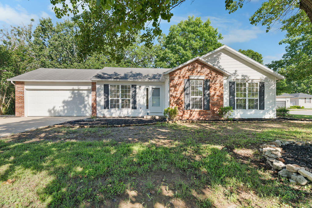 230 Meadow Ridge Branson, MO 65616