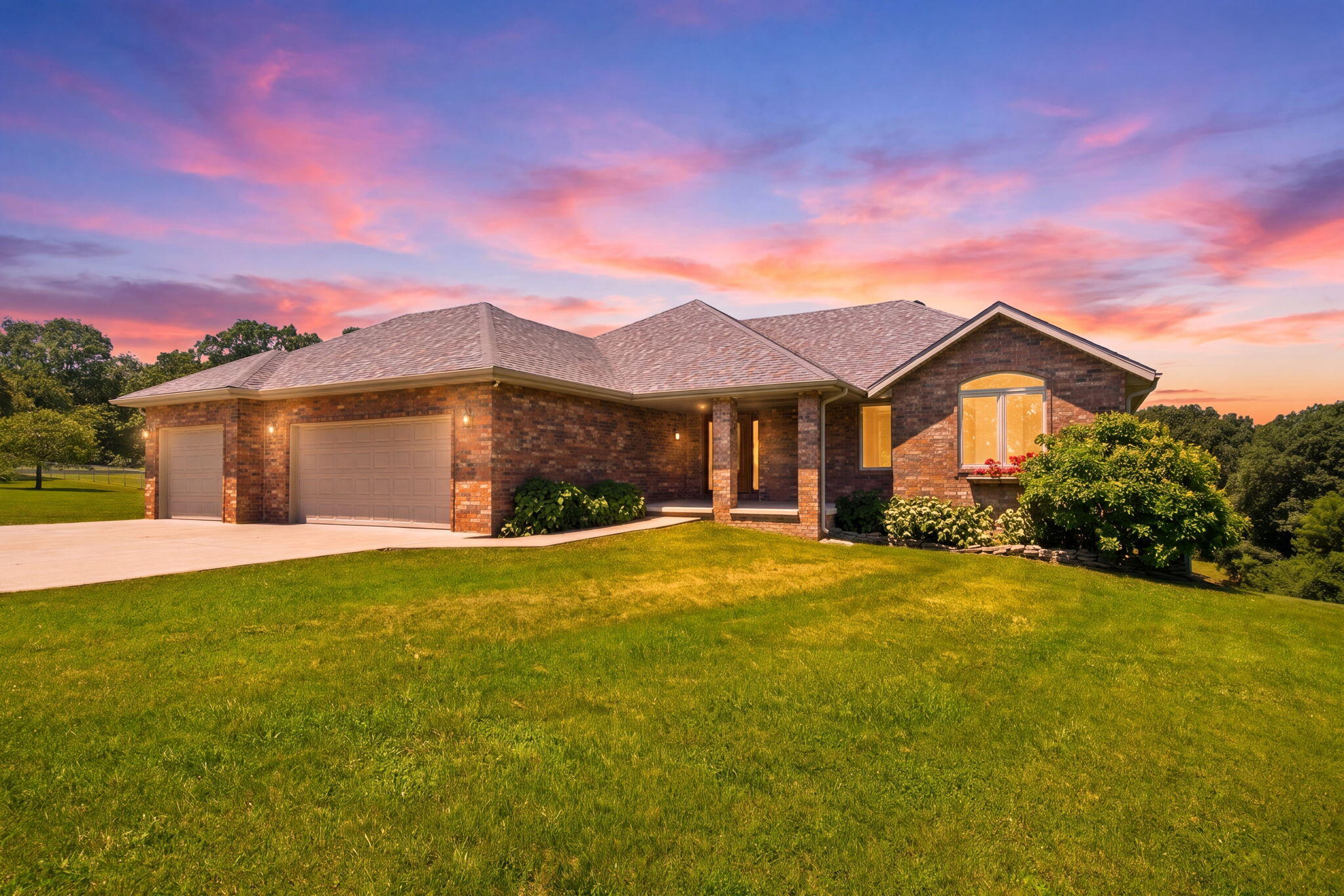 963 Walnut Shade Road Crane, MO 65633