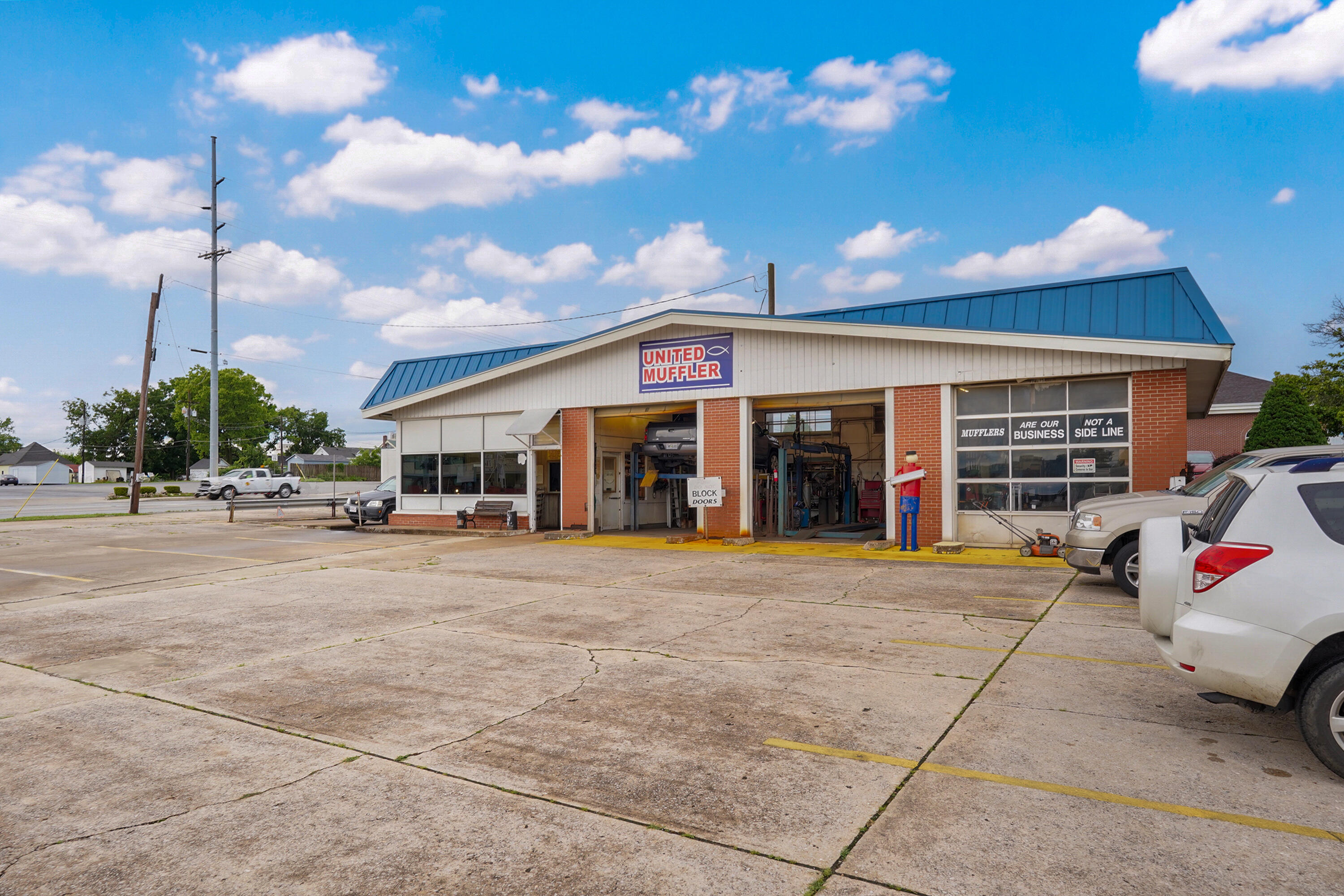 328 W Central Avenue Carthage, MO 64836