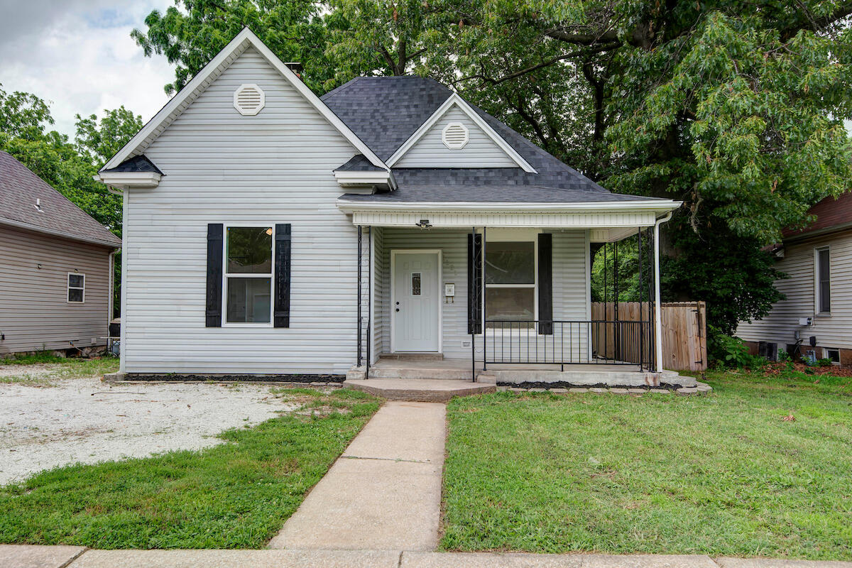 1121 W Florida Street Springfield, MO 65803