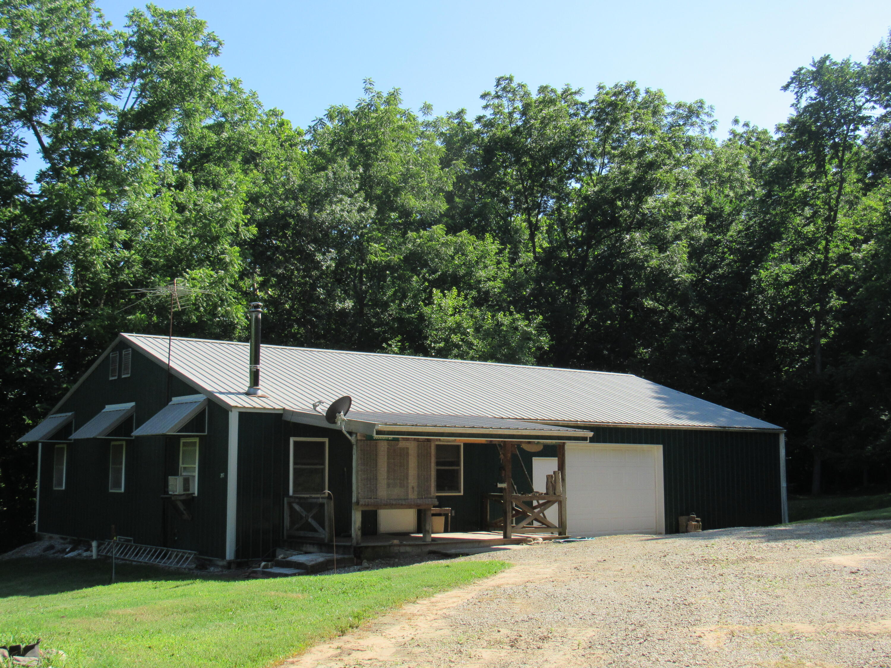 2762 Bell Springs Road Marshfield, MO 65706