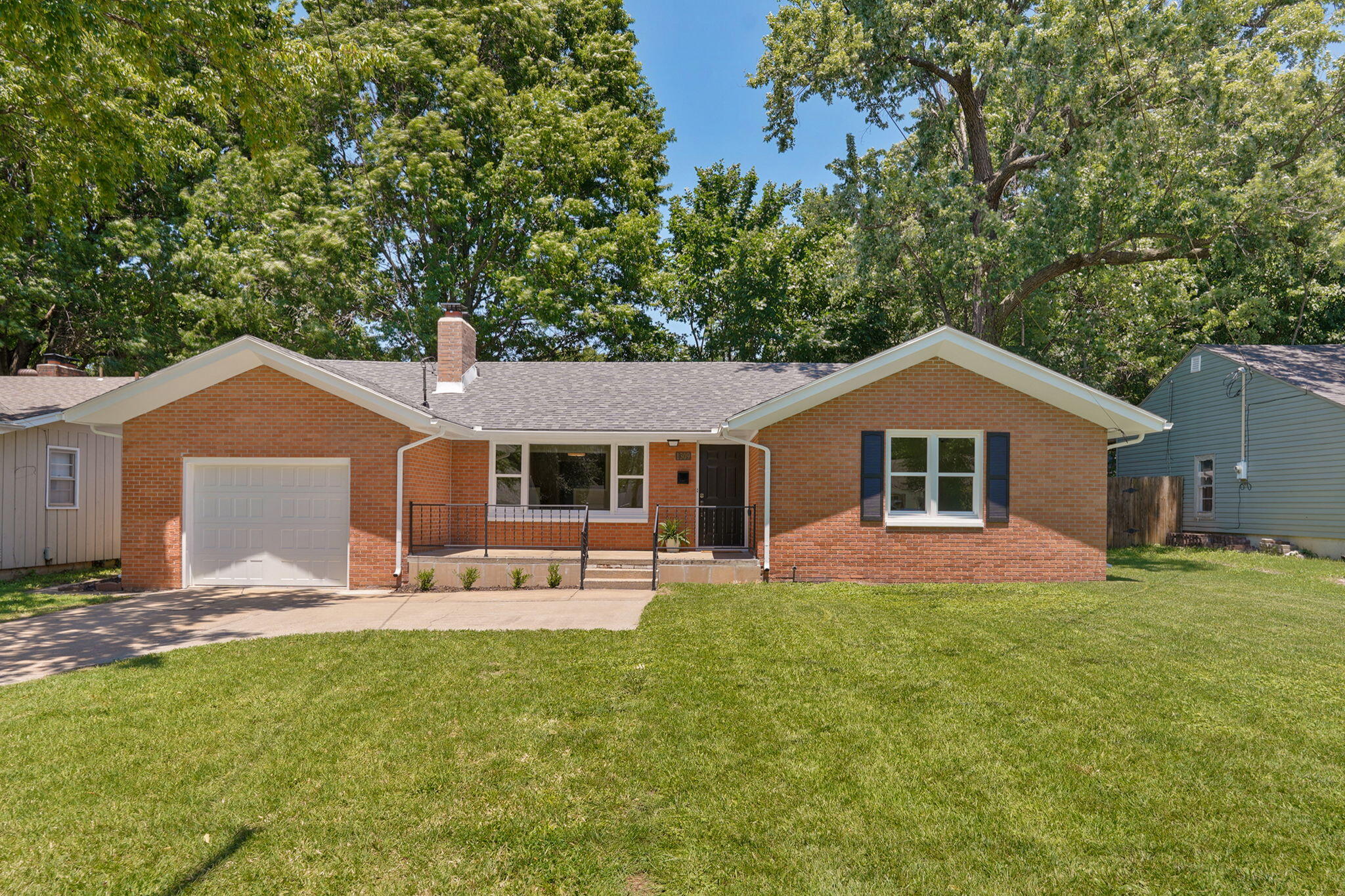 1309 E Bennett Street Springfield, MO 65804